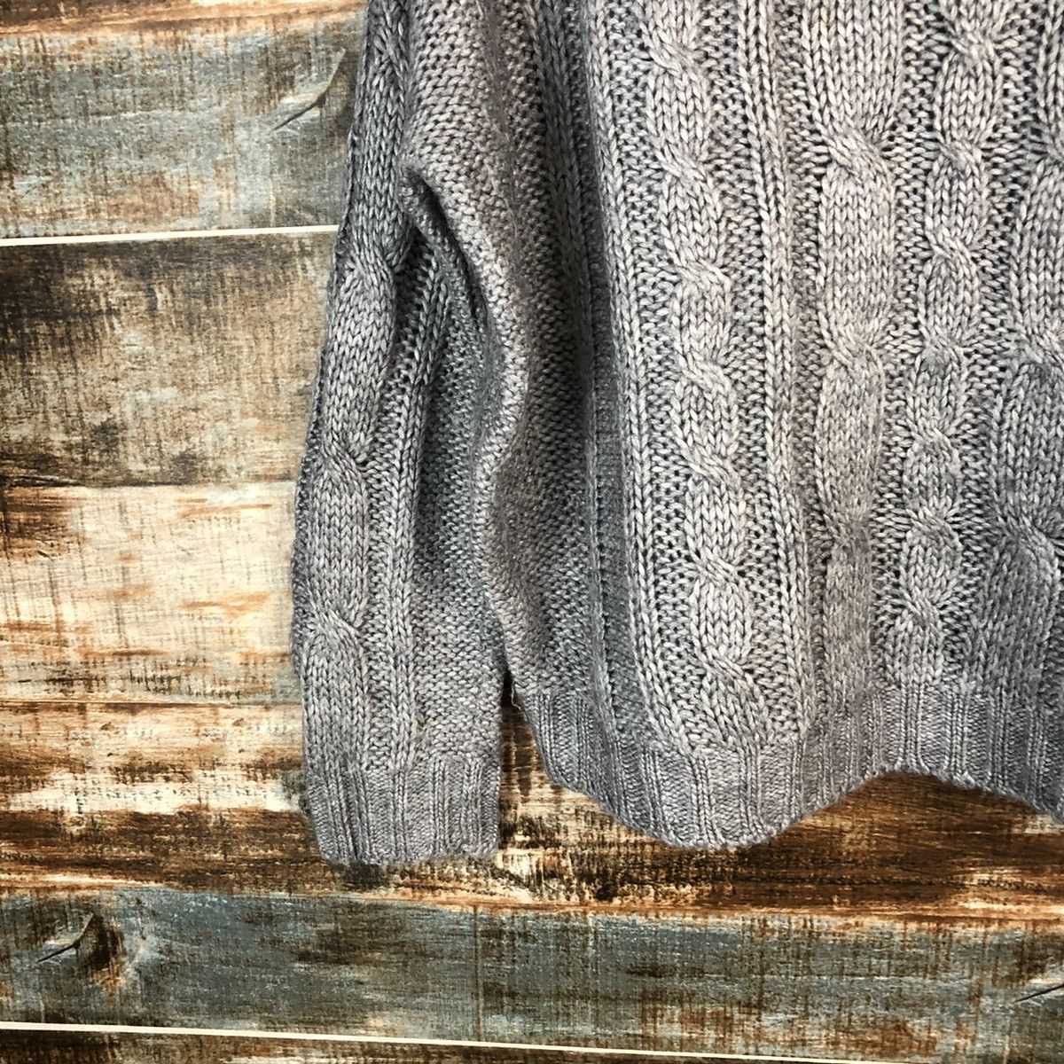 Homespun Knitwear × LOWRYS FARM Lowyrs Farm Grey cable aran isle Knitwear vintage #A1718 Size US M / EU 48-50 / 2 - 7 Thumbnail
