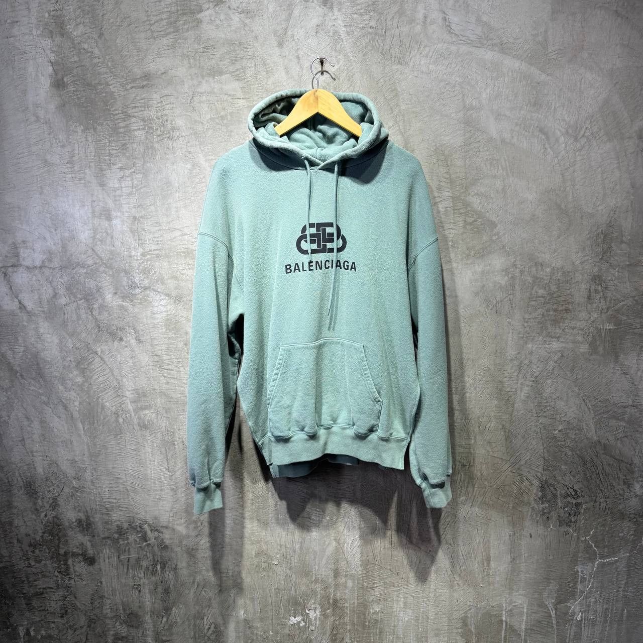 Balenciaga Balenciaga BB logo interlocking side slit open hoodie Size US XL / EU 56 / 4 - 1 Thumbnail