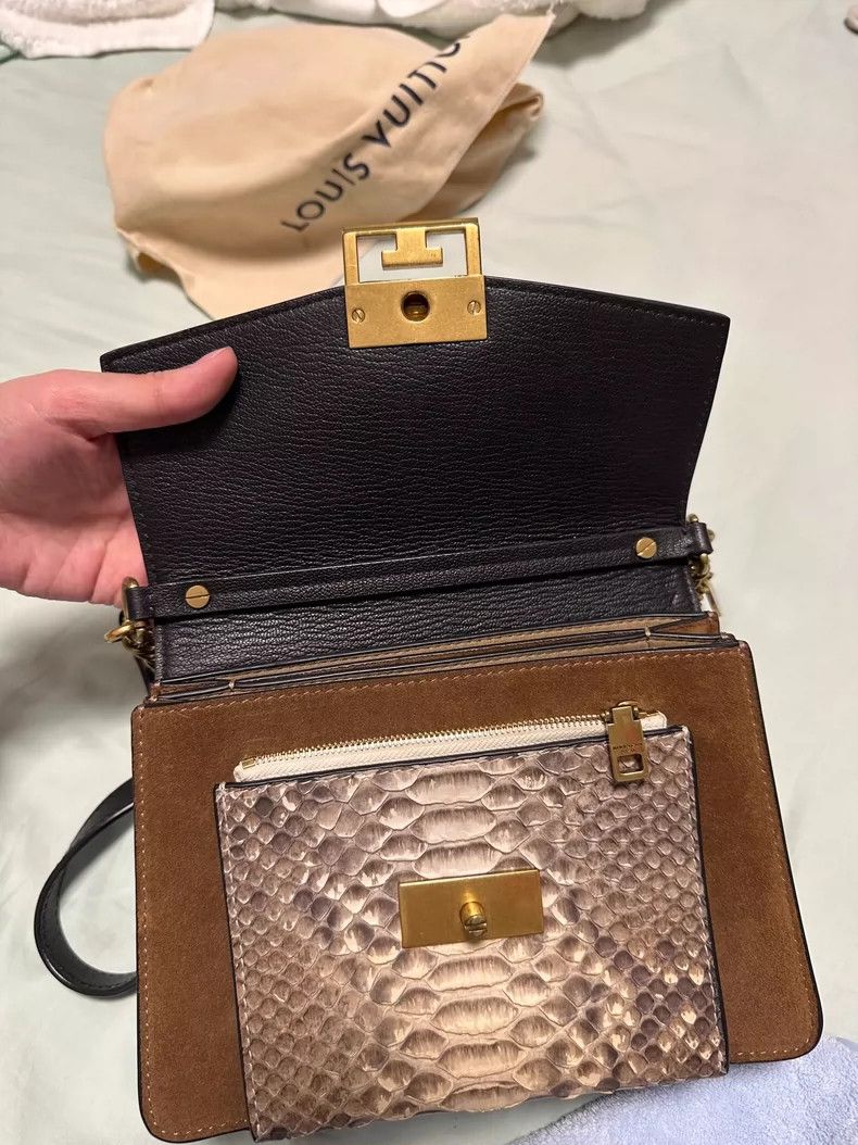 Givenchy Givenchy Small GV3 Chain Bag, Classic Black with Snake Pri Size ONE SIZE - 3 Thumbnail