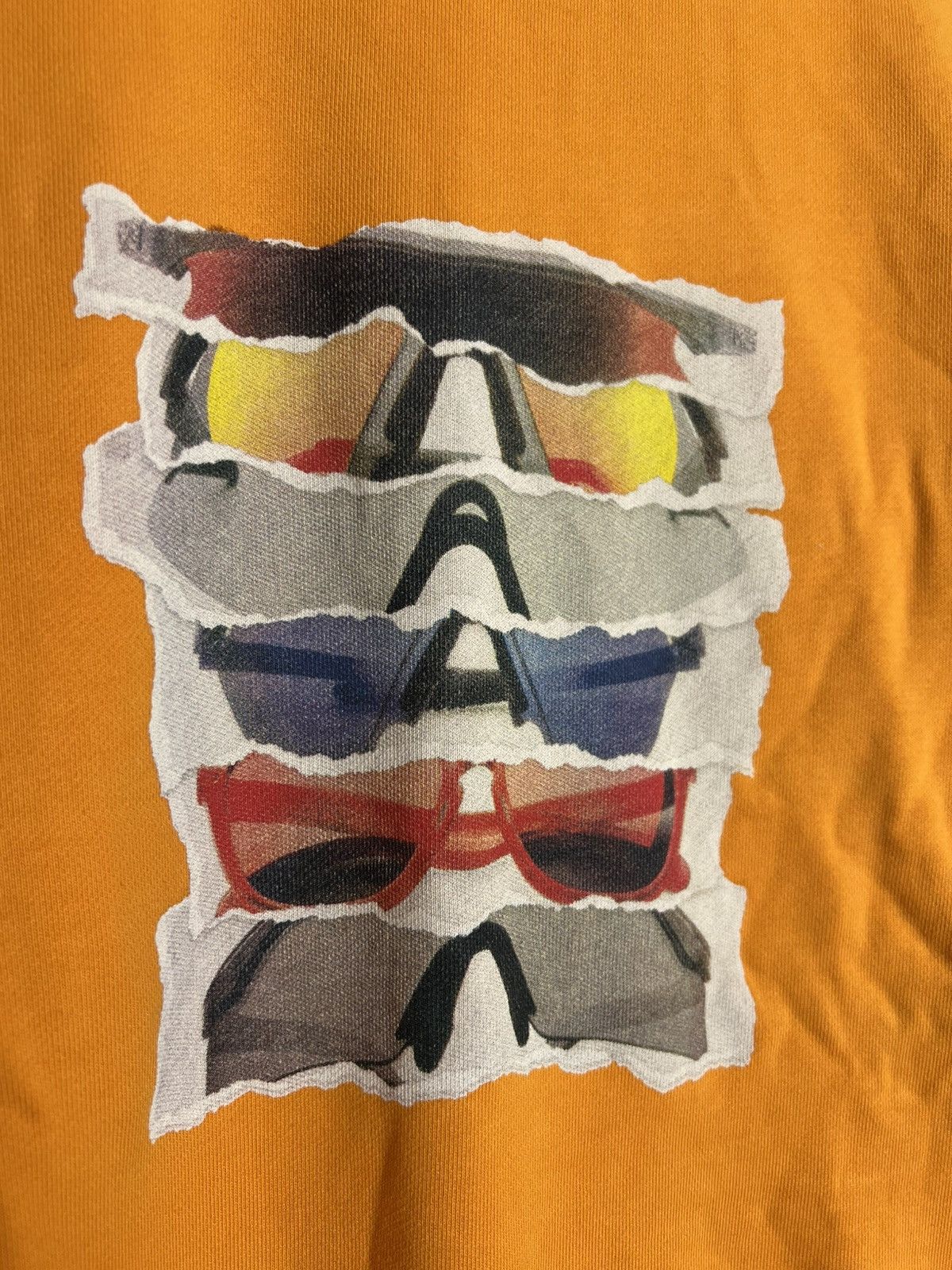 Oakley Y2K Oakley Big Logo Glasses Orange Sweatshir Size M Pullover Size US M / EU 48-50 / 2 - 2 Thumbnail
