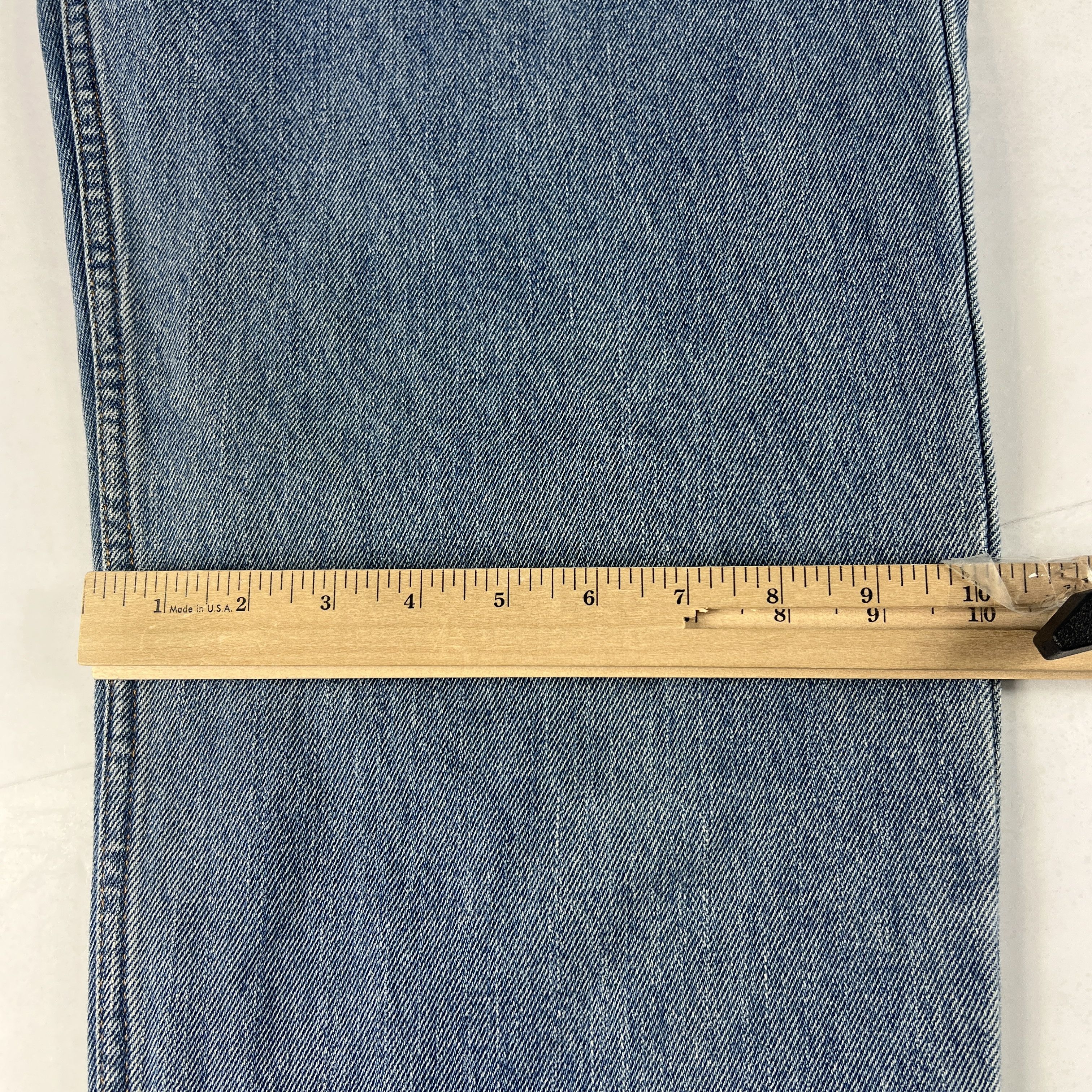 Levi's Levi's Jeans 550 Relaxed Straight Blue Faded Denim Size US 33 - 19 Thumbnail