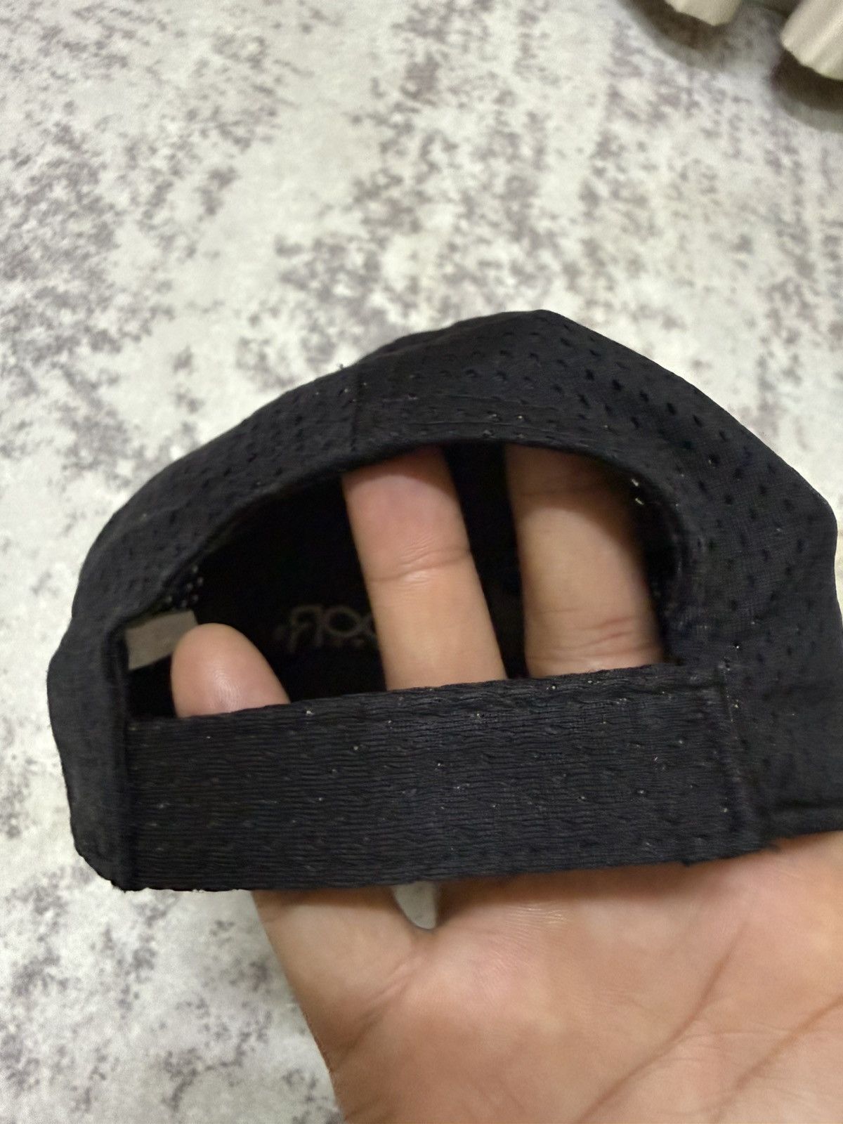 Vintage Outdoor Product Runinng Velcro Adjustable Cap Size ONE SIZE - 10 Thumbnail