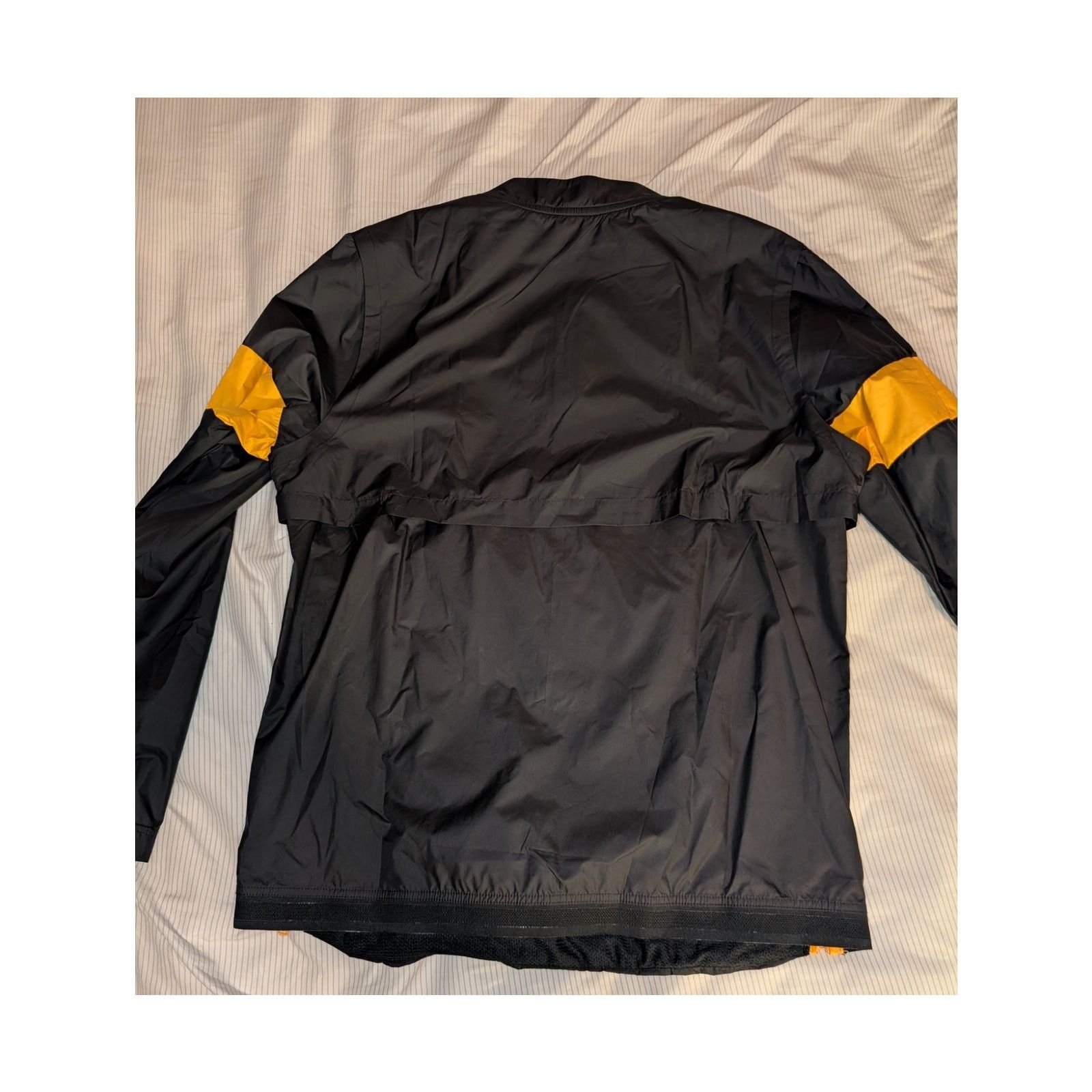Nike NWT! Nike Windbreaker Pullover Edison Tigers Athletics Med Size US M / EU 48-50 / 2 - 4 Thumbnail