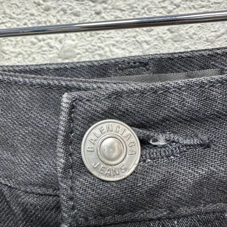 Balenciaga Balenciaga size M Double Layer Distressed Destroyed Denim Size US 27 - 6 Thumbnail