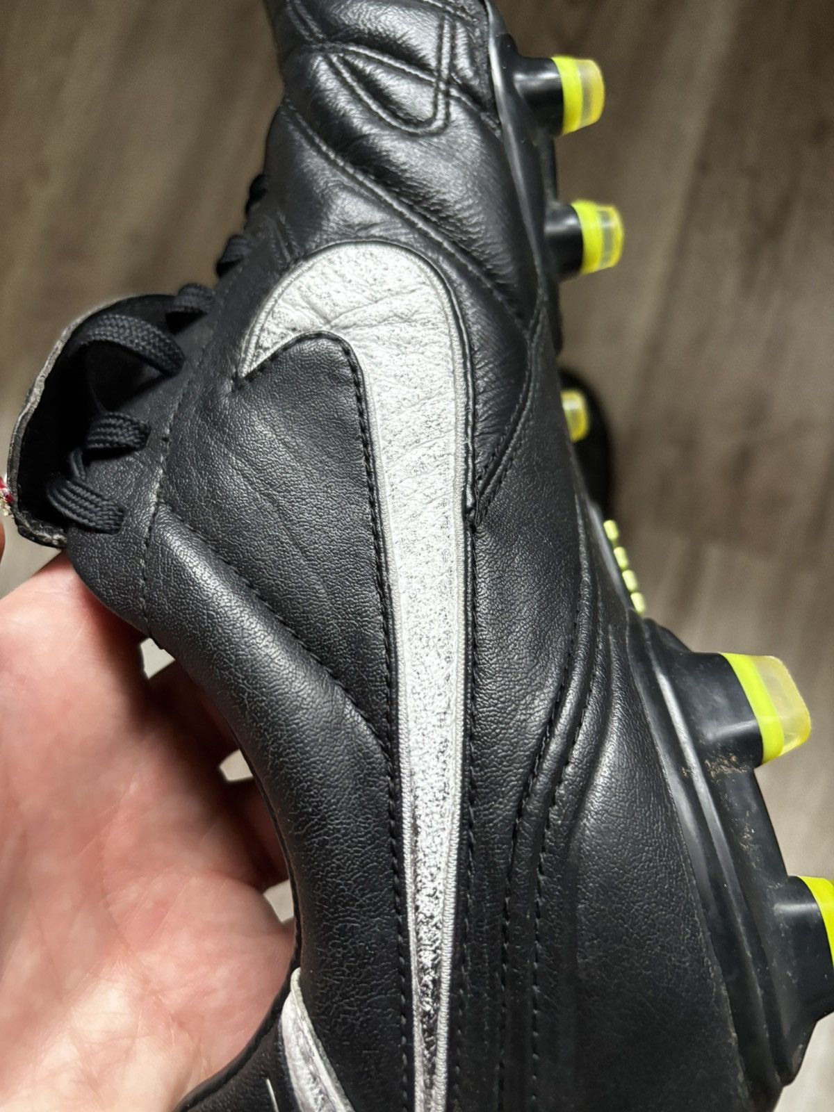 Nike Nike Tiempo Legend III FG Soccer Cleats VoltNo Insoles Size US 9 / EU 42 - 12 Thumbnail