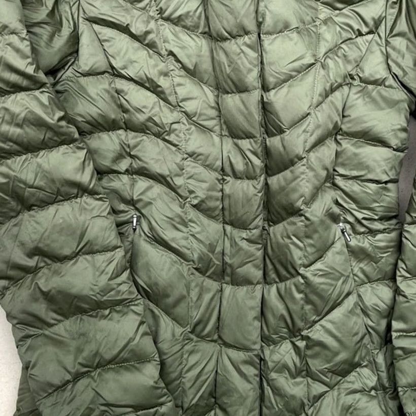 Patagonia Patagonia Women's Jacket S Rustic Purple Puffer Loft Size S / US 4 / IT 40 - 3 Thumbnail