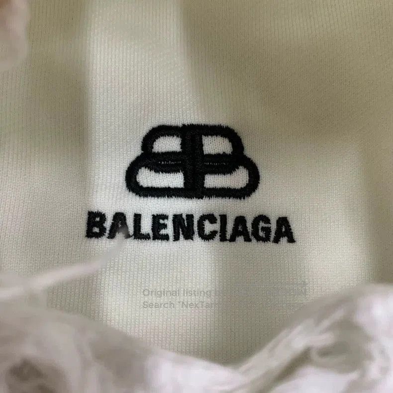 Balenciaga Balenciaga White Distressed Denim Jeans. Size US 26 / EU 42 - 7 Thumbnail