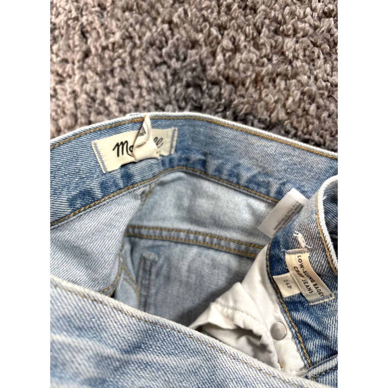 Madewell Madewell Low-Slung Baggy Crop Jeans Medium Wash Denim Sz 24P Womens Jeans Crop Distressed Pockets 5-Pocket Dye Blue Baggy Ankle-Style Size 42" / US 20 - 6 Thumbnail