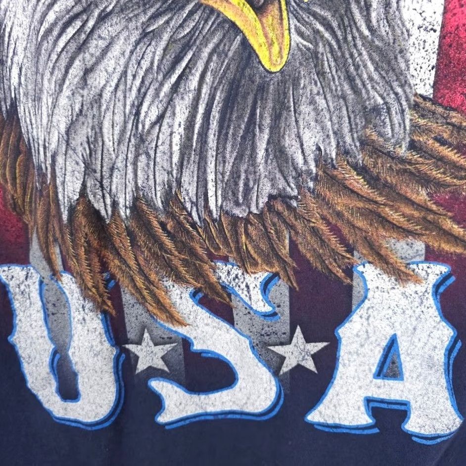 Fruit Of The Loom VINTAGE American Flag T Shirt Mens 2XL Blue Bald Eagle USA Patriotic Shirt Mens Blue 2XL USA Flag Patriotic Shirt Size US XXL / EU 58 / 5 - 4 Thumbnail