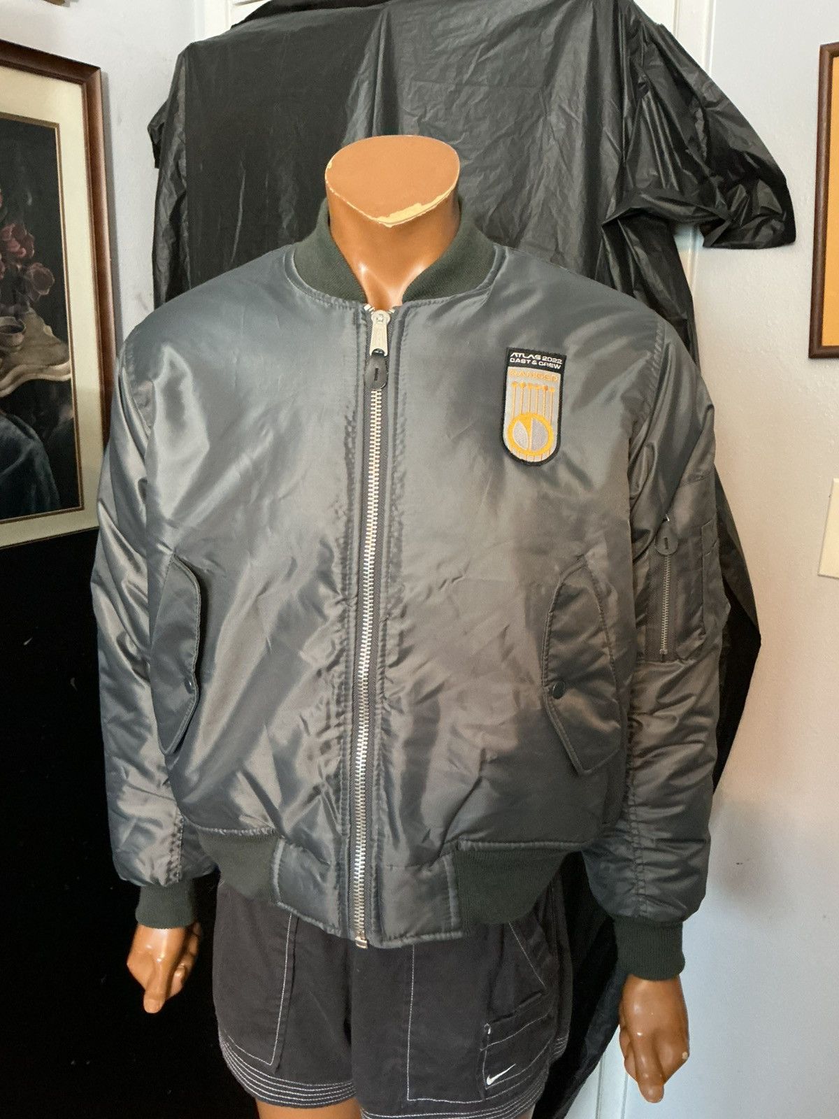 Rothco Netflix Atlas 2022 Ranger Cast & Crew Sci Fi Bomber Jacket Size US S / EU 44-46 / 1 - 13 Thumbnail