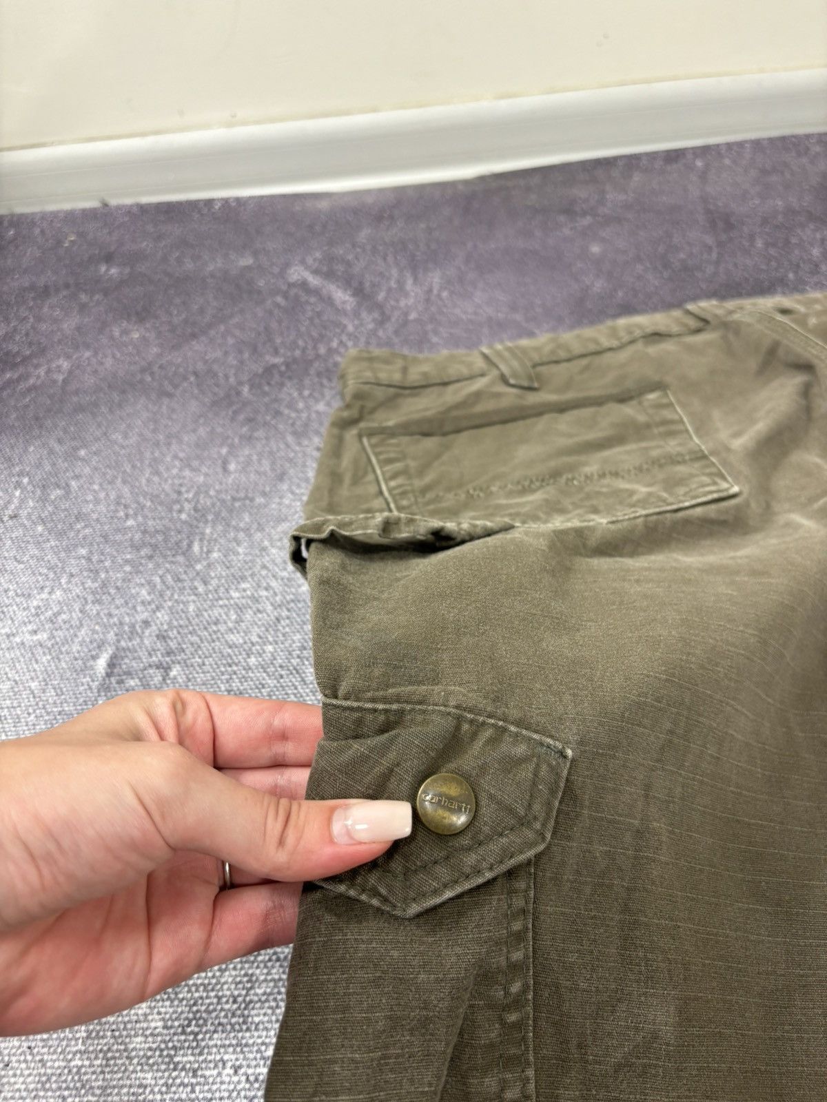 Carhartt Vintage Carhartt Y2K Khaki Workwear Hype Baggy Cargo Pants Size US 40 / EU 56 - 7 Thumbnail