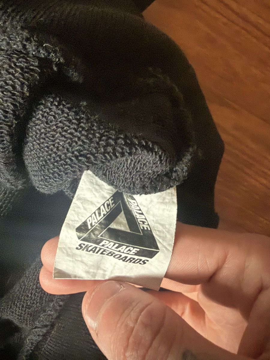 Palace Palace Signature Hood Size US M / EU 48-50 / 2 - 3 Thumbnail