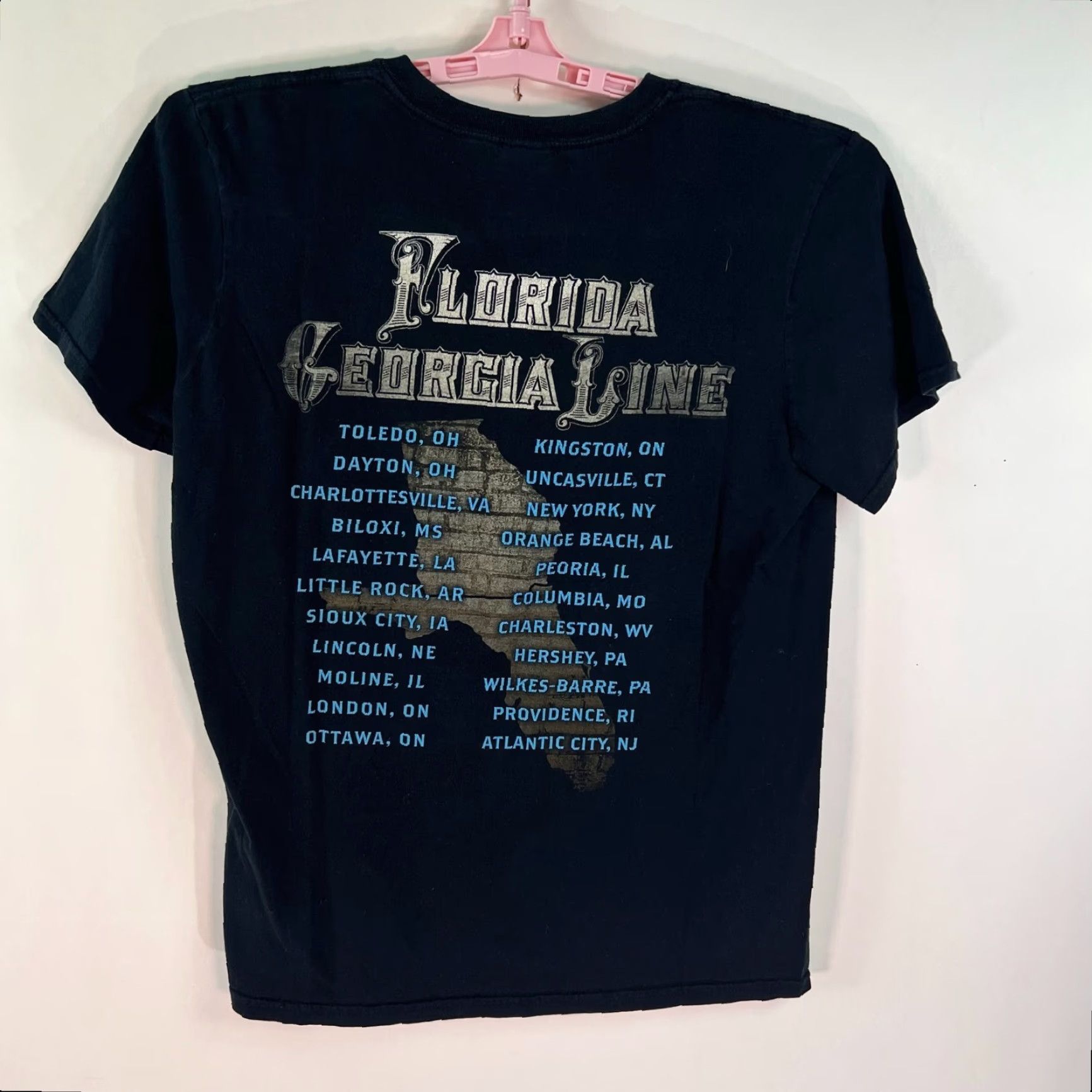 Gildan Florida Georgia Line Band T Shirt Mens Size M Black Anything Goes Tour Graphic Size US M / EU 48-50 / 2 - 4 Thumbnail