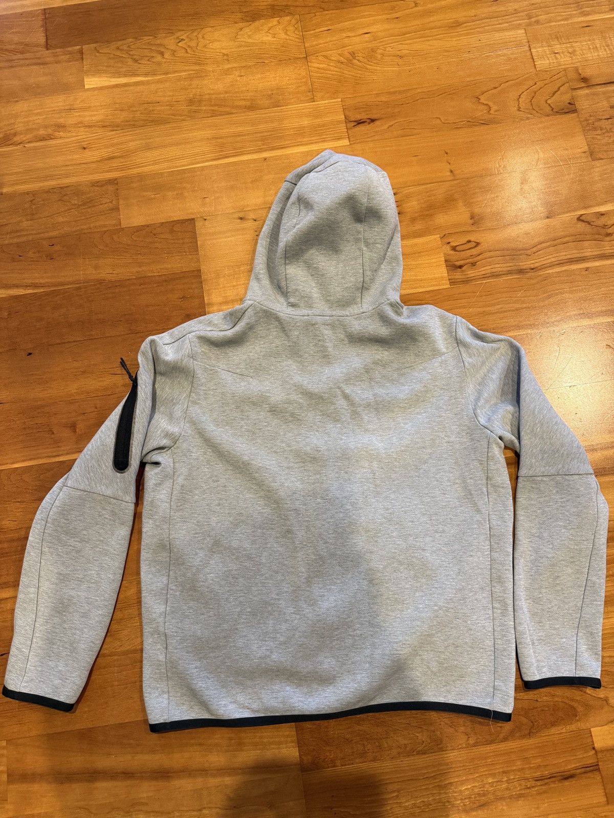 Nike Nike Tech Ziipoered Hoodie Gray-Large Size US L / EU 52-54 / 3 - 7 Thumbnail