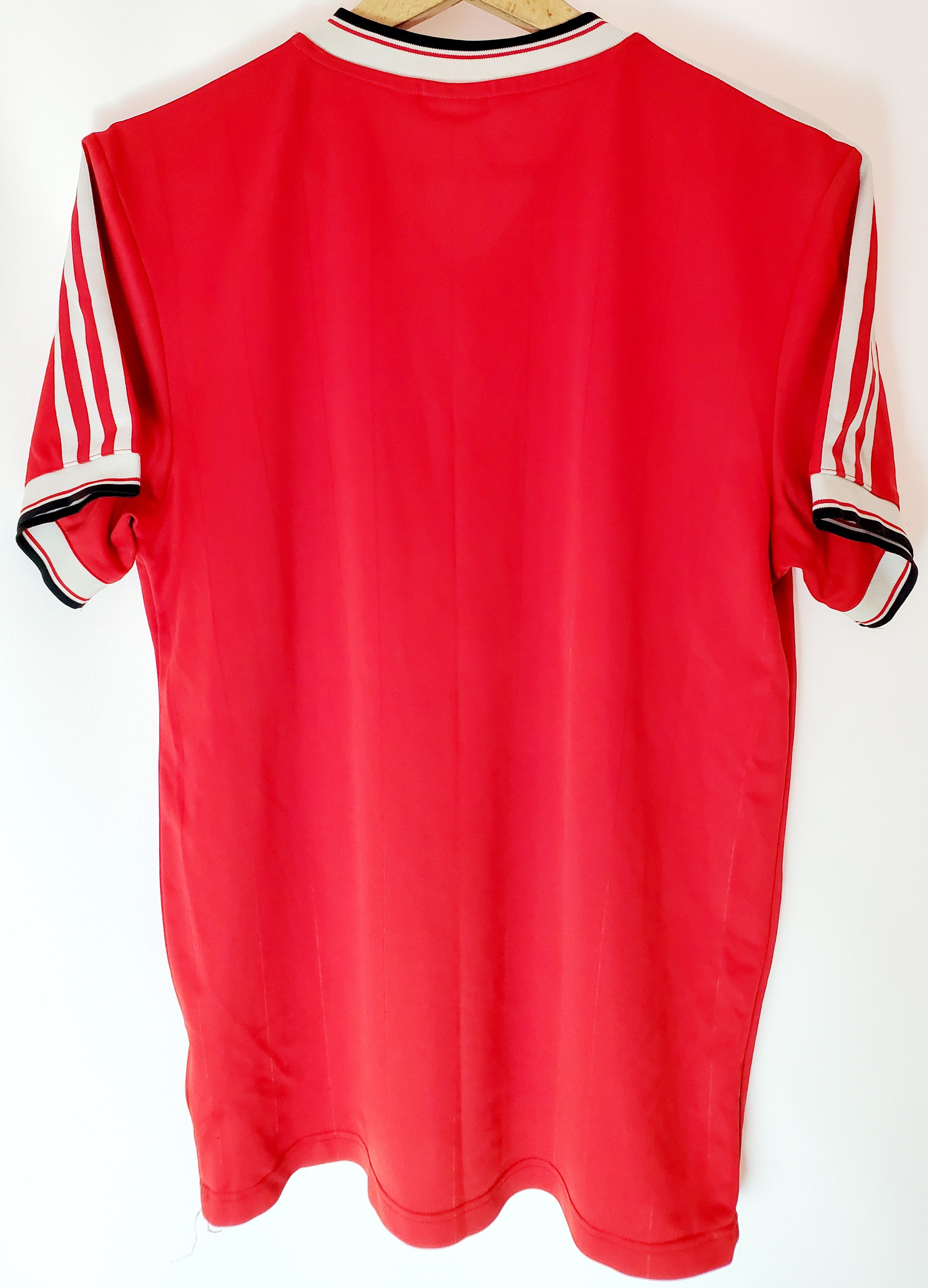 Vintage Manchester United 1986-88 Home Shirt Reprint size M Size US M / EU 48-50 / 2 - 5 Thumbnail