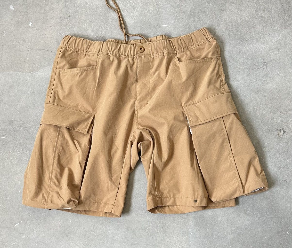 Japanese Brand OUTDOOR DETACHABLE POCKET SHORT PANT AND WANDER INSPORED Size US 36 / EU 52 - 1 Thumbnail