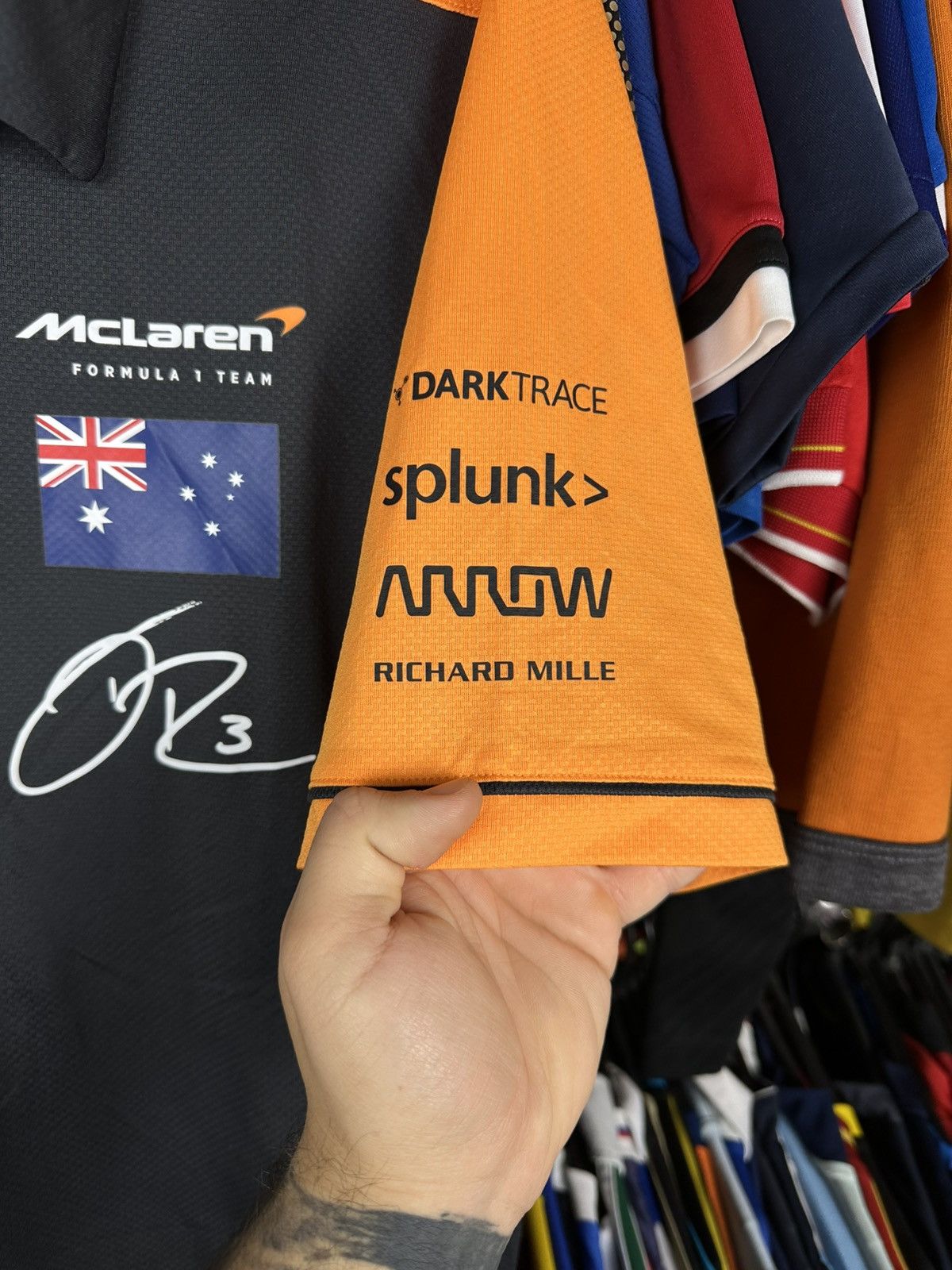 Castore McLaren Formula 1 Team Shirt F1 Racing Ricciardo 3 Jersey Size US XL / EU 56 / 4 - 4 Thumbnail