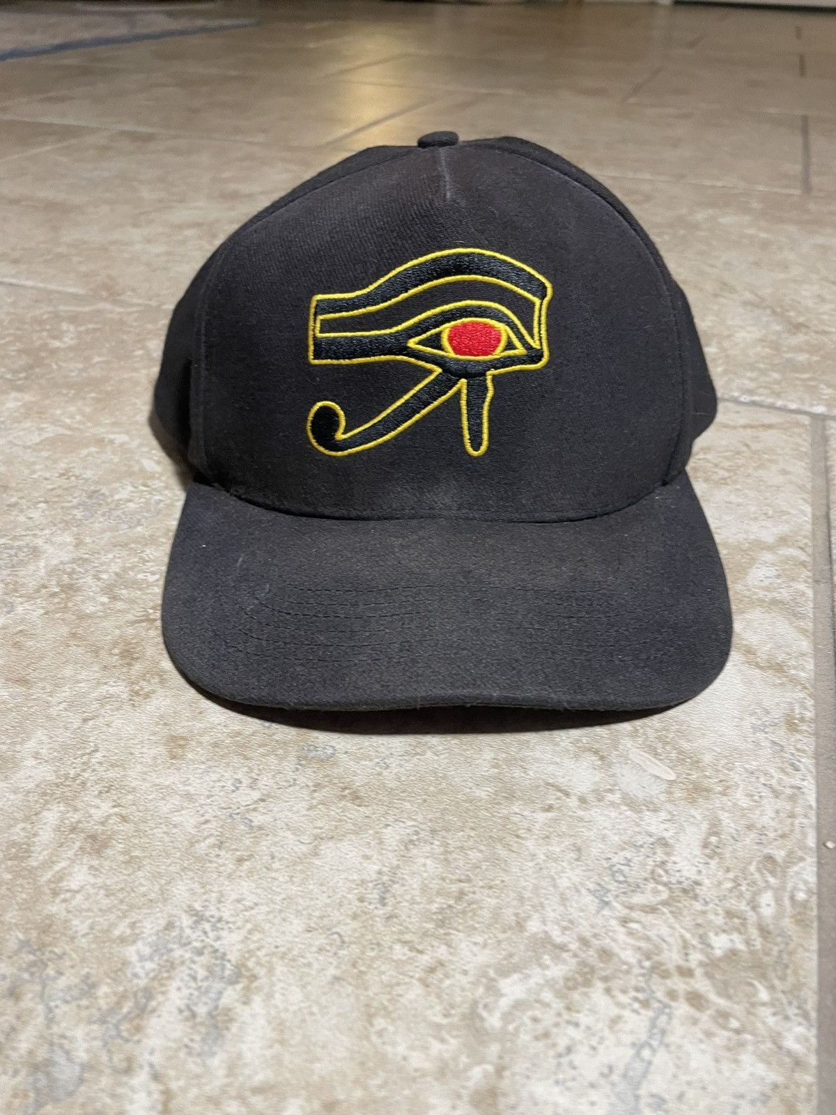 Supreme Vintage supreme horus eye snapback Size ONE SIZE - 1 Thumbnail
