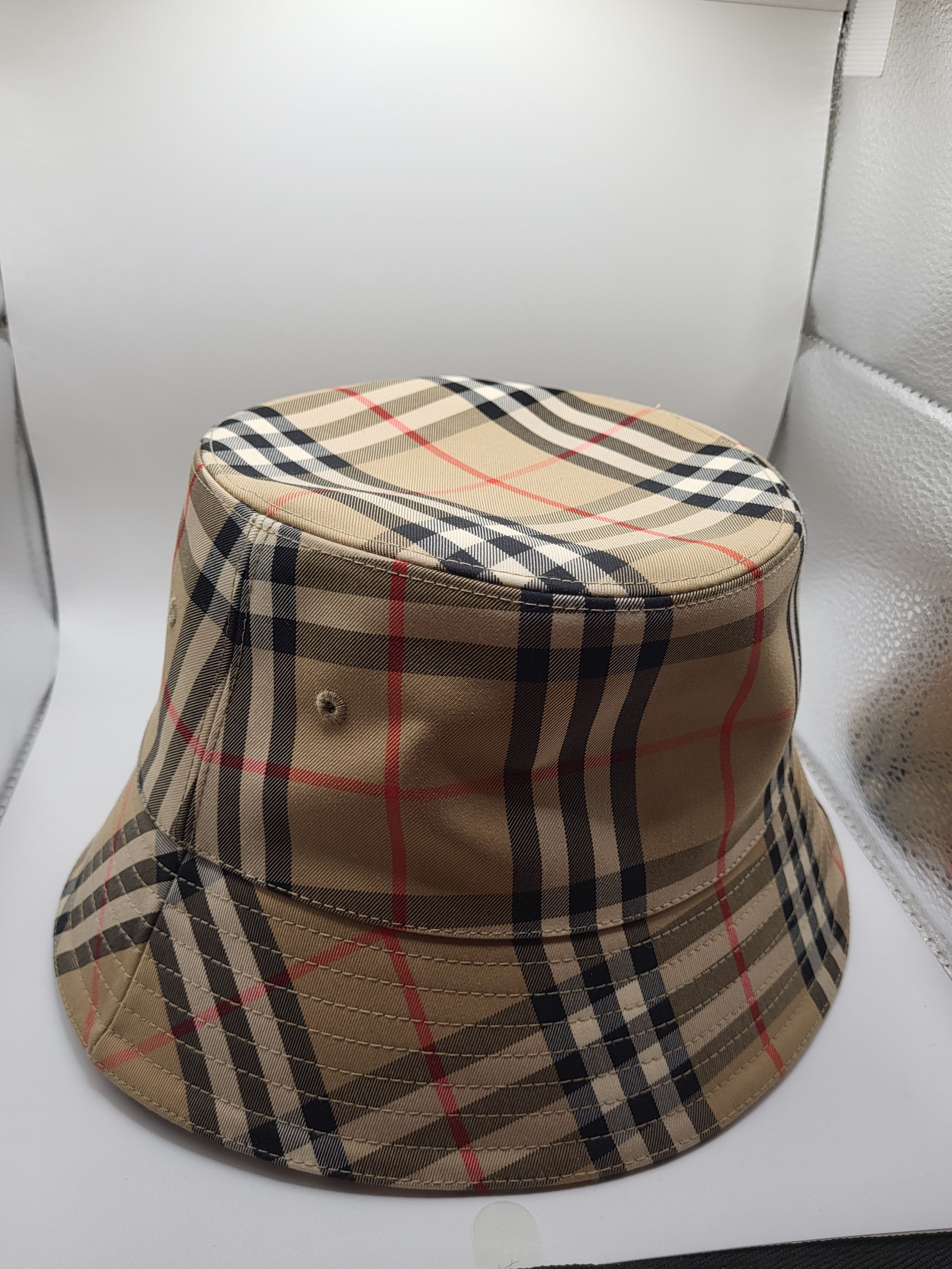 Burberry Burberry Women’s Bucket Hat – Size M – Iconic Check Size ONE SIZE - 1 Thumbnail