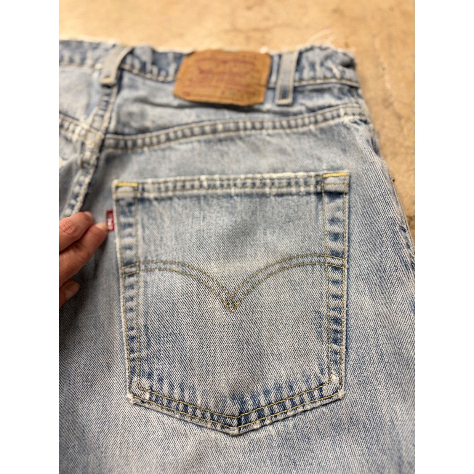 Levi's VTG Levi’s 570 Baggy Fit Jeans 34x34 Light Wash Y2K Size US 34 / EU 50 - 17 Thumbnail
