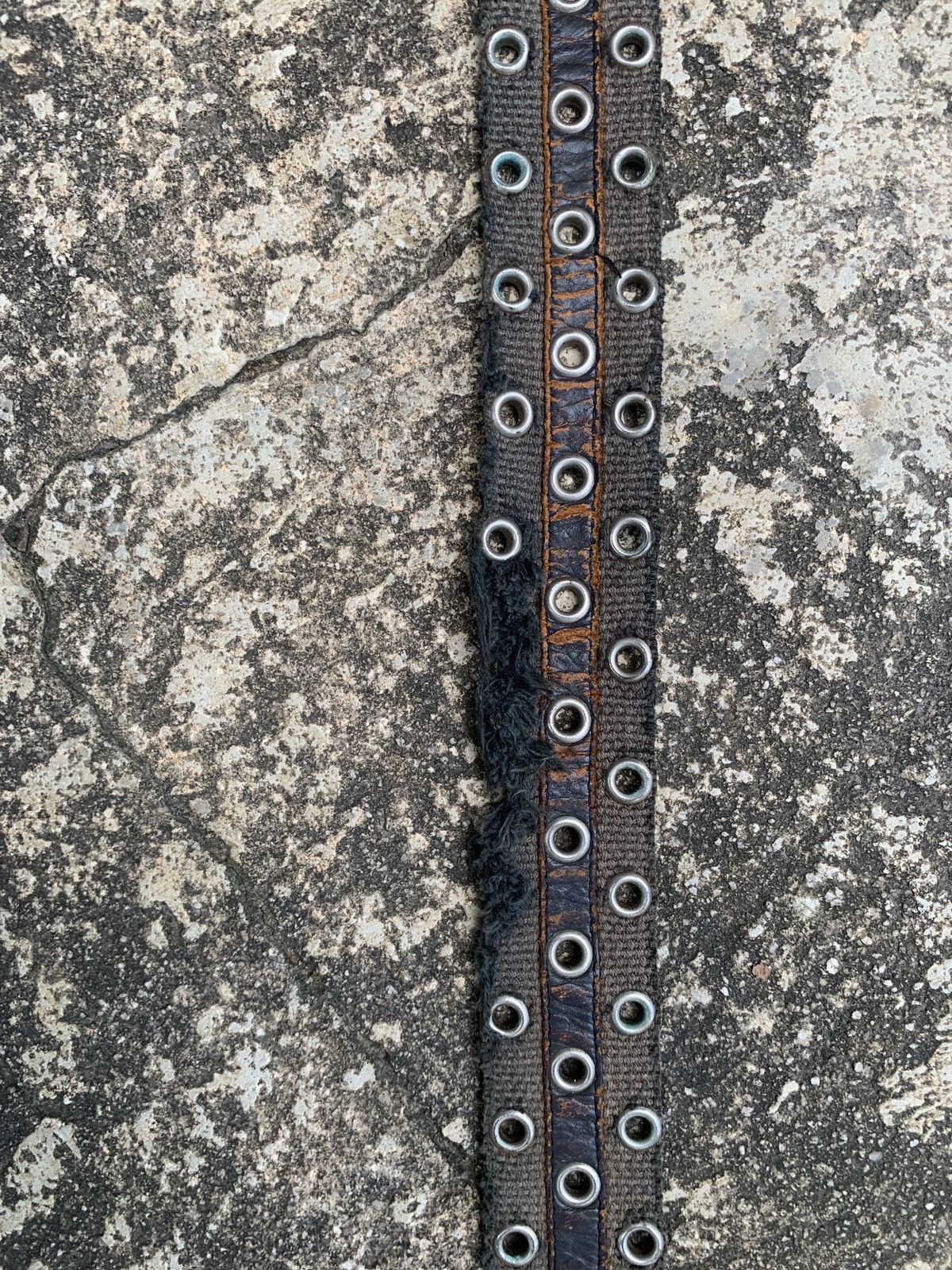 Armani Exchange × Seditionaries Armani Exchange Italy Genuine Leather Eyelete Spike Belt Size ONE SIZE - 4 Thumbnail