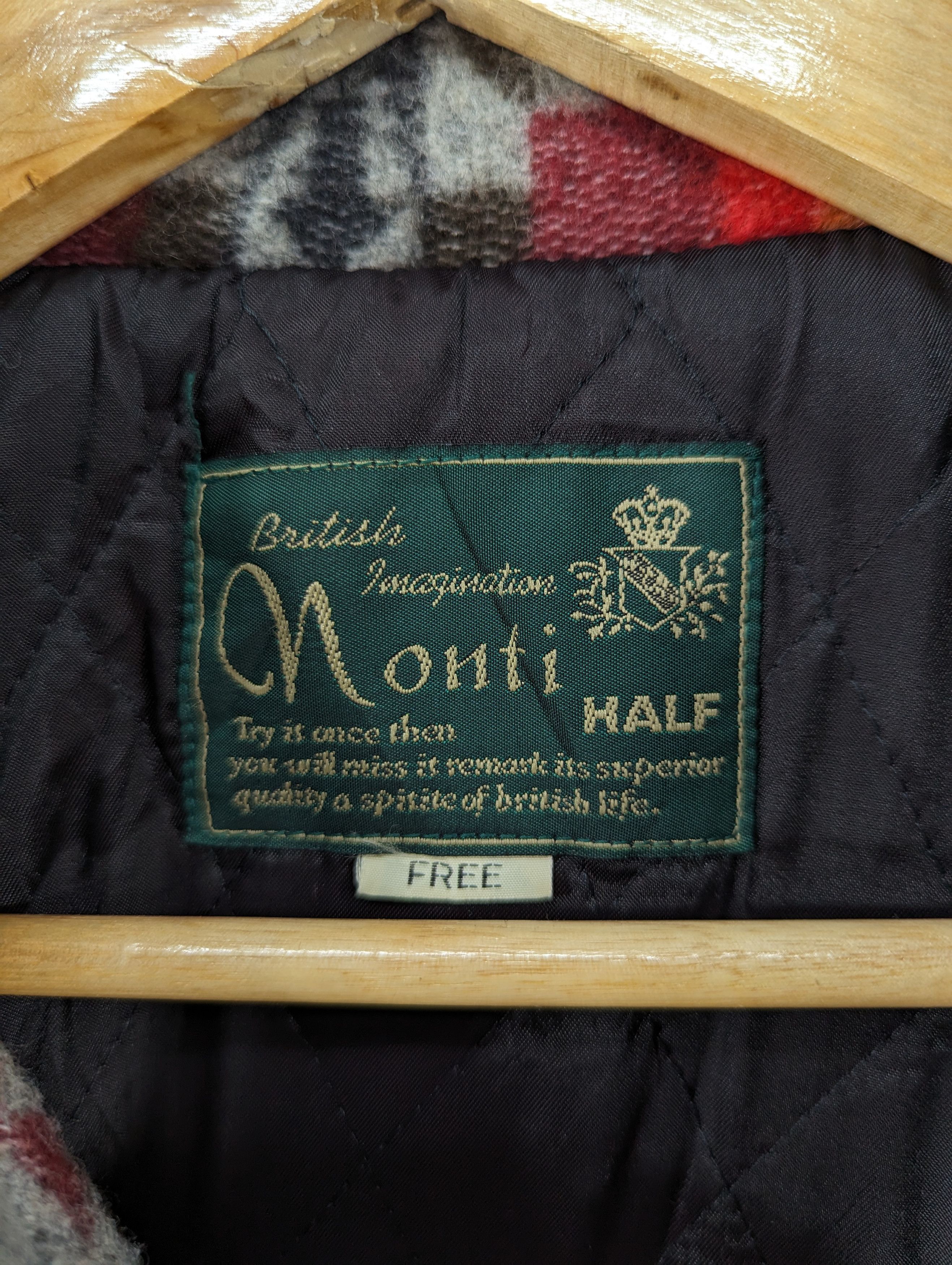 Vintage Vintage Monti Half Aztec Wool Quilted Button Jacket Size US M / EU 48-50 / 2 - 11 Thumbnail