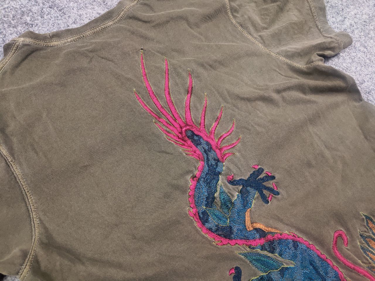 Maharishi Vintage Maharishi Japan Dragon Overprint Embroidered T-shirt Size US S / EU 44-46 / 1 - 7 Thumbnail