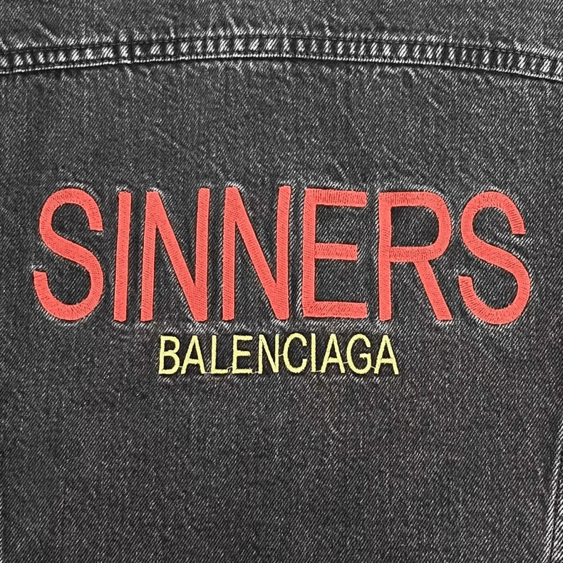 Balenciaga Balenciaga Wash black to do old damage, embroider sinner l Size US S / EU 44-46 / 1 - 4 Thumbnail