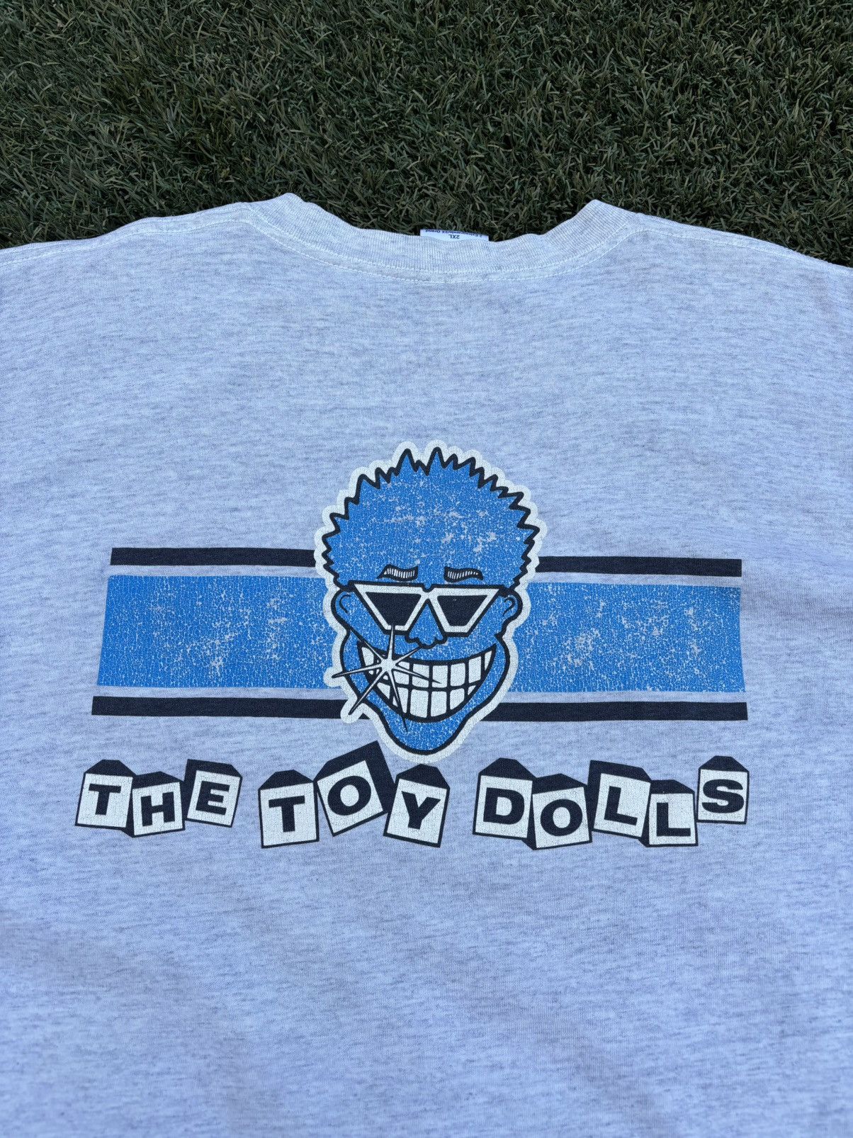 Tultex Vintage 90s the Toy Dolls Band punk t shirt Size US XXL / EU 58 / 5 - 2 Thumbnail