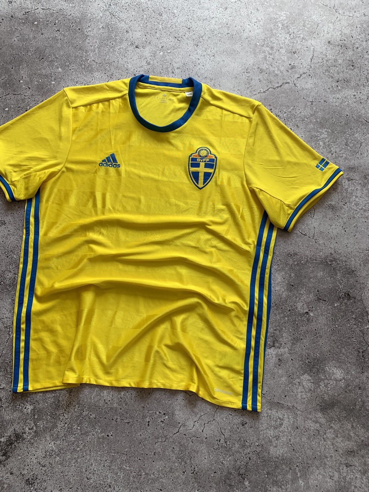 Vintage 🔥ADIDAS SWEDEN 2016 2017 SOCCER JERSEY Size US XL / EU 56 / 4 - 2 Thumbnail