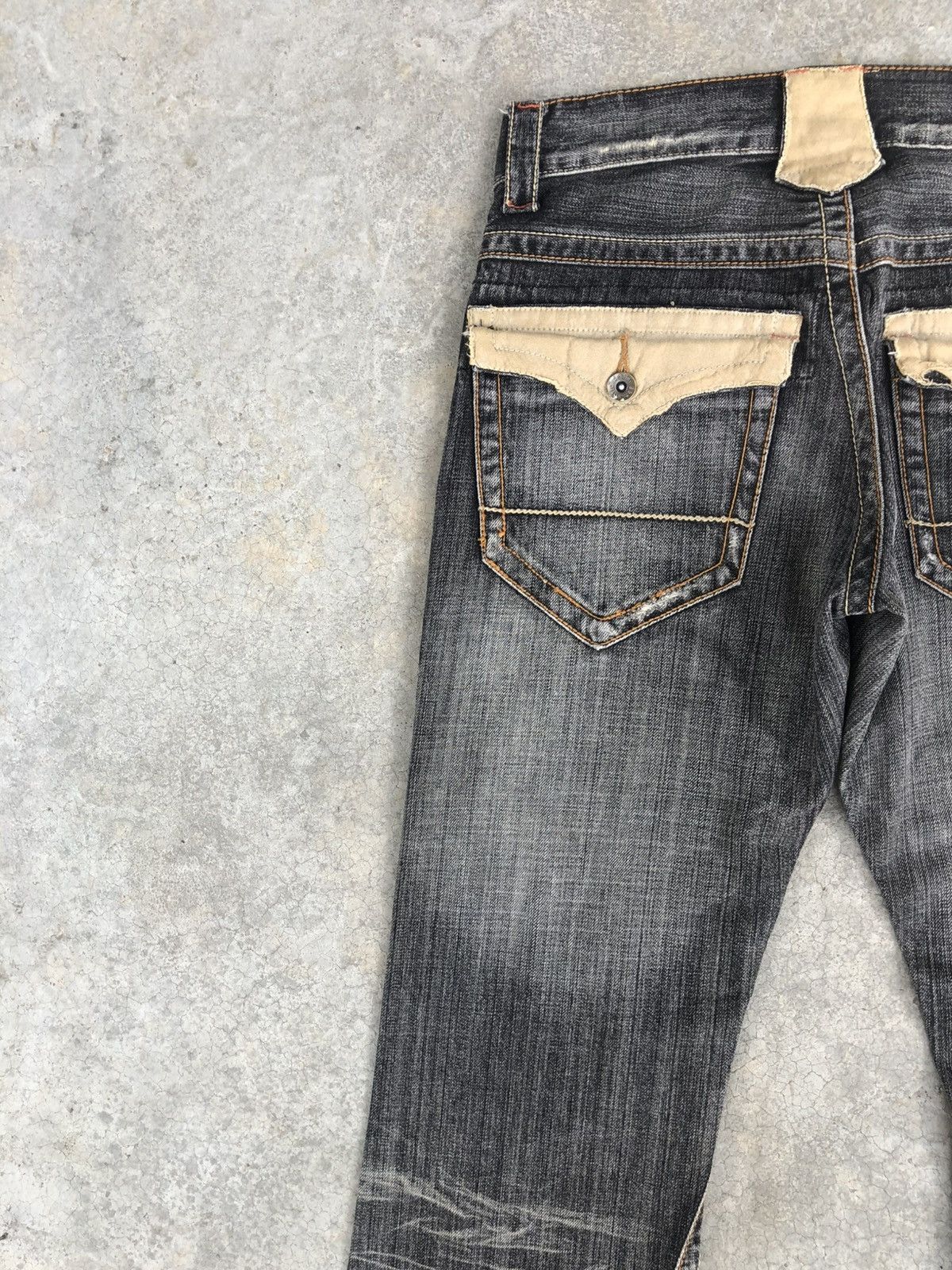 semanticdesign Semantic Design Flared Jeans Distressed Jeans Size US 32 / EU 48 - 9 Thumbnail