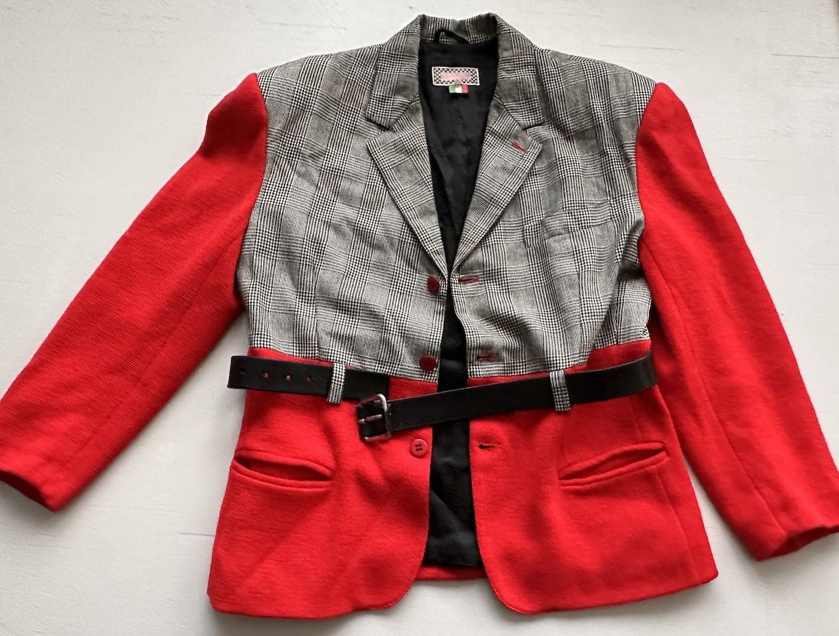 image of Sandro Pestelli - 1980 - Firenze (It) in Red, Men's (Size 48S)