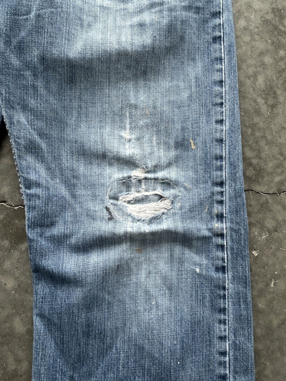 Levi's Vintage Y2K Levis Paint Splatter Bootcut Flared Jeans Size US 33 - 3 Thumbnail