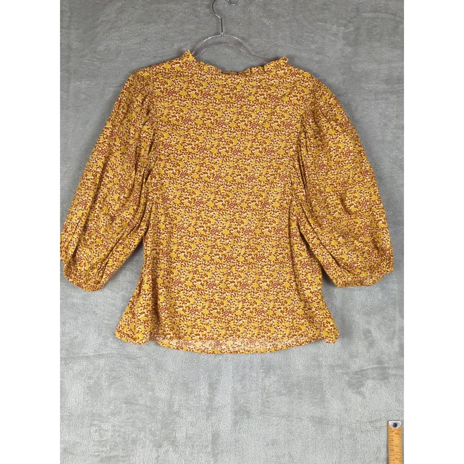 Vintage Universal Thread Blouse Shirt Cotton/Rayon Yellow Floral 3/4 Puff Sleeve V-Neck Smocked Relaxed M Womens Size M / US 6-8 / IT 42-44 - 8 Thumbnail