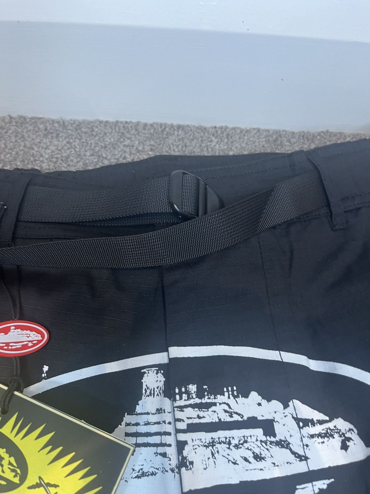 Other Corteiz alcatraz cargo trouser - black / white Size US 32 / EU 48 - 4 Thumbnail