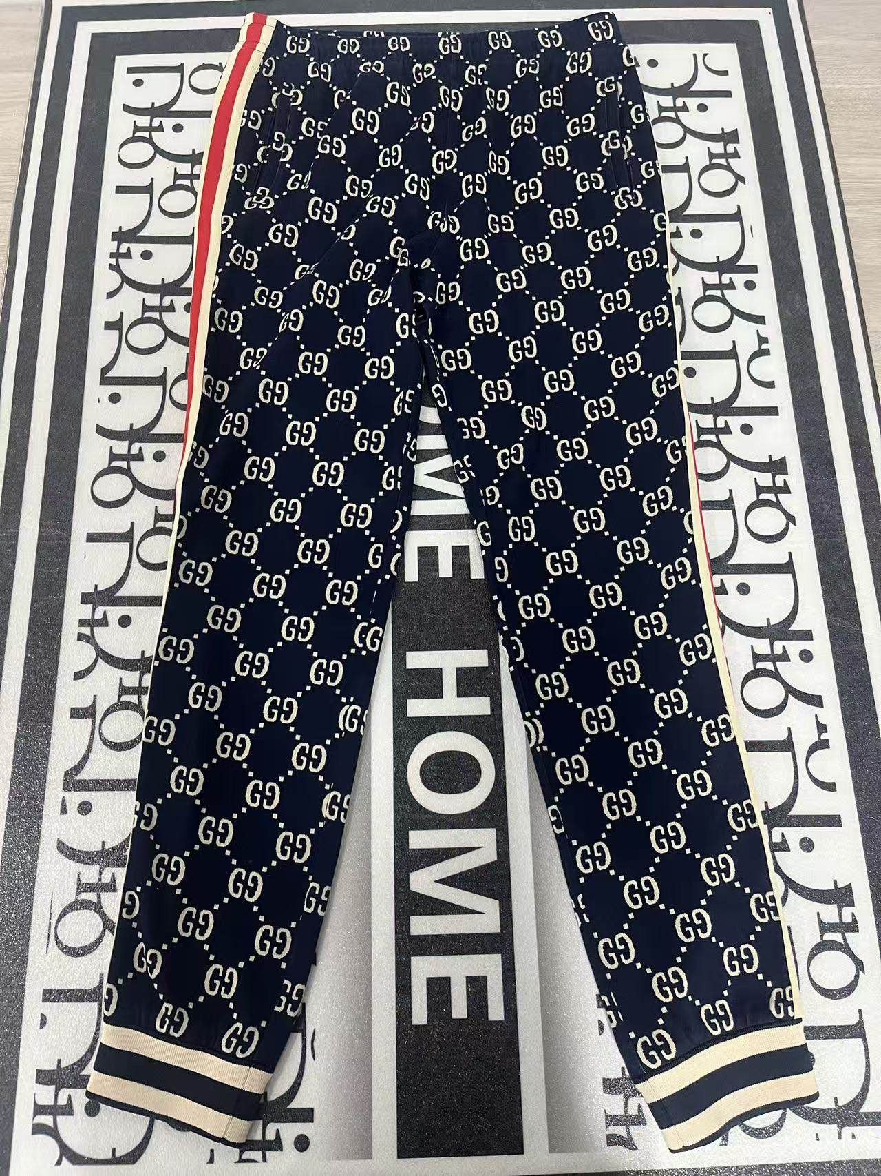 Gucci Gucci GG Jacquard Sweatpants Size L Size US 34 / EU 50 - 1 Thumbnail