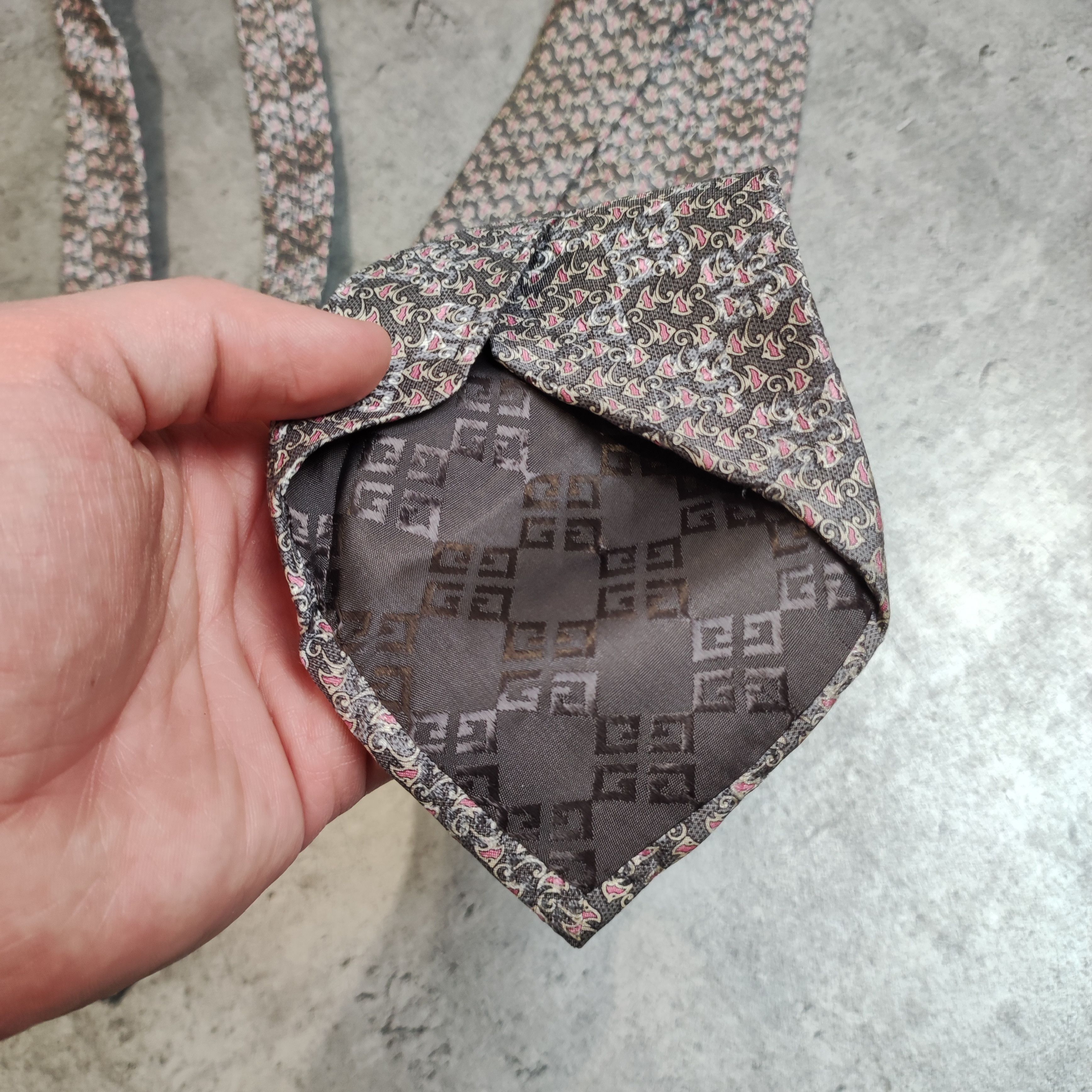 Givenchy × Vintage RARE 90s Givenchy Paris Cravatte Silk Vintage Tie Size ONE SIZE - 3 Thumbnail