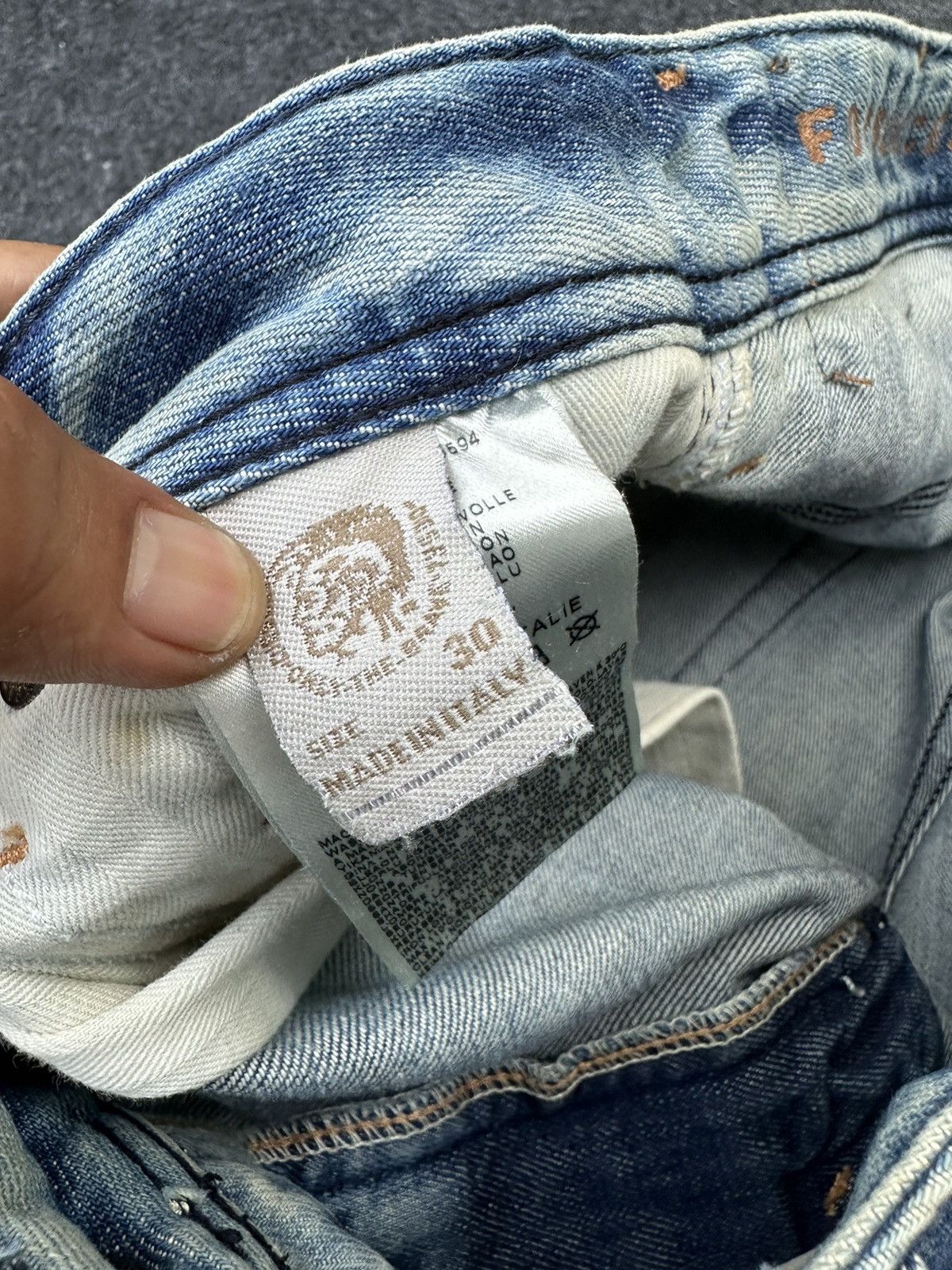 Beauty Beast × Diesel Diesel Italy Krooley Acid Design Regular Slim Denim D38 Size US 30 / EU 46 - 15 Thumbnail