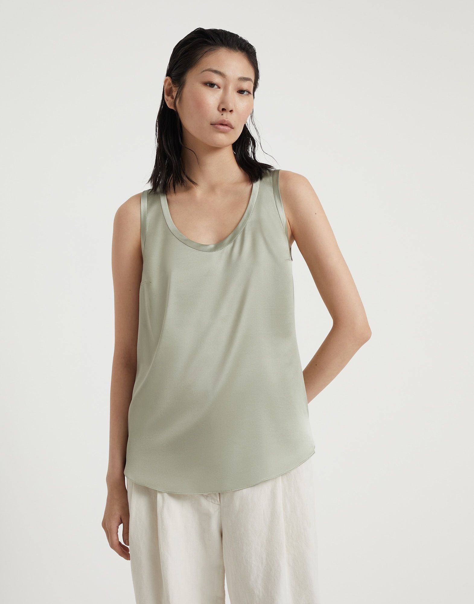 Brunello Cucinelli o1la1rc1a0425 Lady Top in Light Green Size L / US 10 / IT 46 - 1 Thumbnail