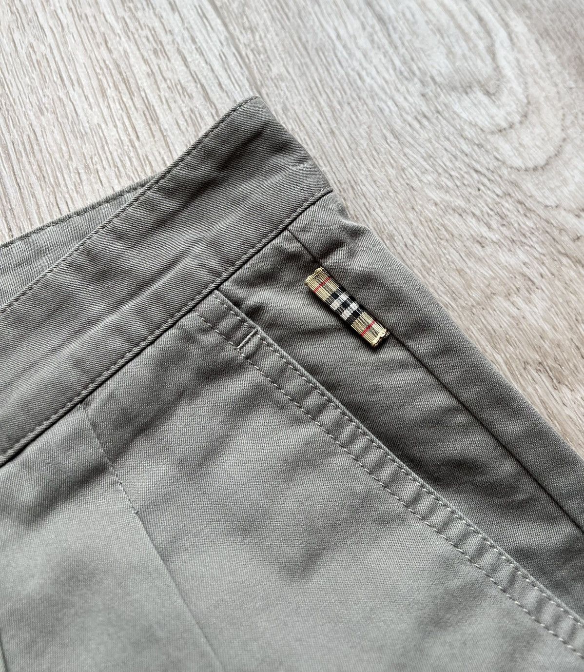 Burberry × Vintage Vintage Burberry London Beige Chino Trousers Classic Pants Size US 32 / EU 48 - 3 Thumbnail