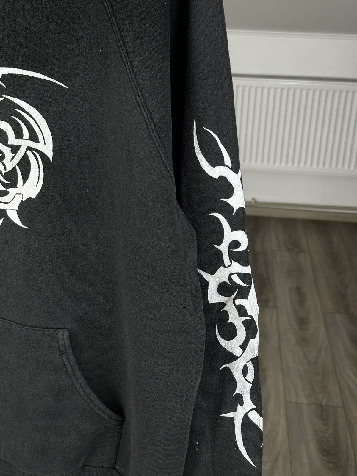 Vintage Y2K TRIBAL HOODIE WASHED VINTAGE BOXY Screen Stars Size US XL / EU 56 / 4 - 5 Thumbnail
