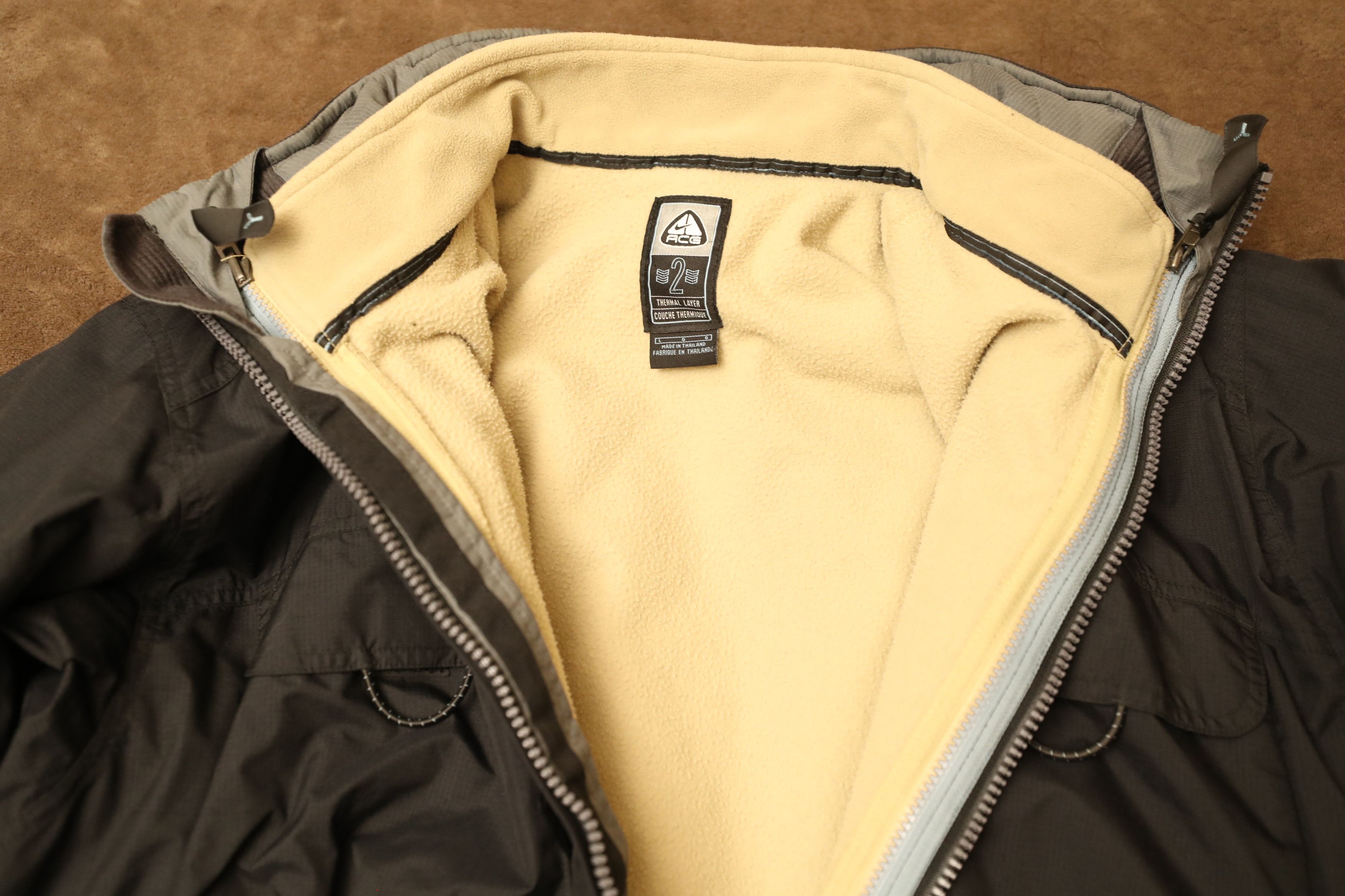 Nike ACG Vintage Nike ACG Storm Fit ThermaLayer Snowboard Jacket (L) Size US L / EU 52-54 / 3 - 18 Thumbnail