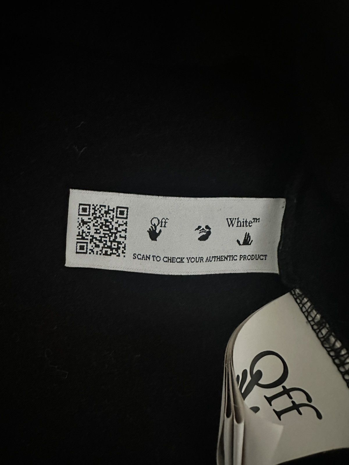 Off-White Off White Caravaggio Short Sleeve Over Tee ‘Black/Red Size US S / EU 44-46 / 1 - 5 Thumbnail