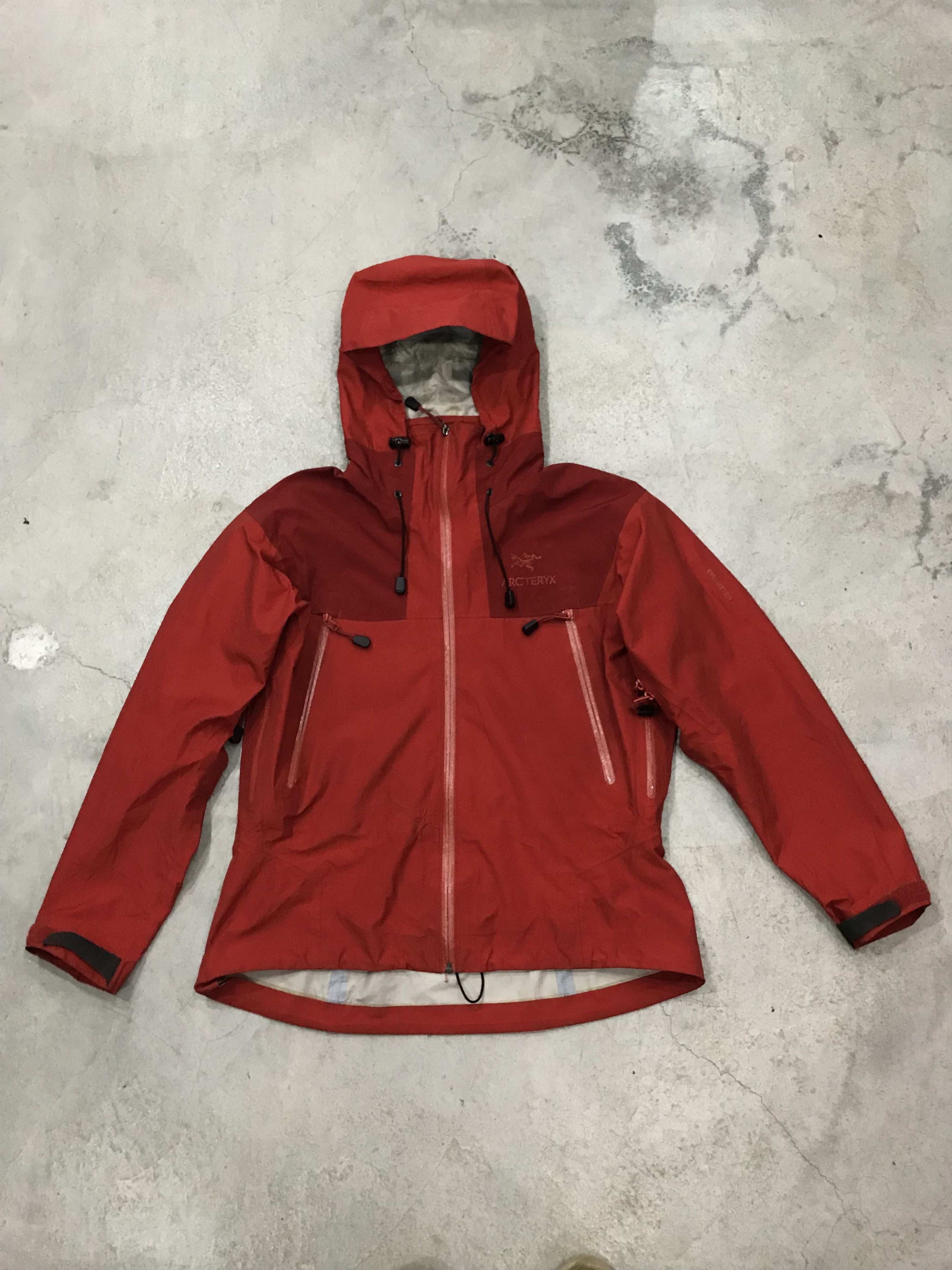 Arc'teryx ARC’TERYX GORE-TEX XCR JACKET Size M / US 6-8 / IT 42-44 - 1 Thumbnail