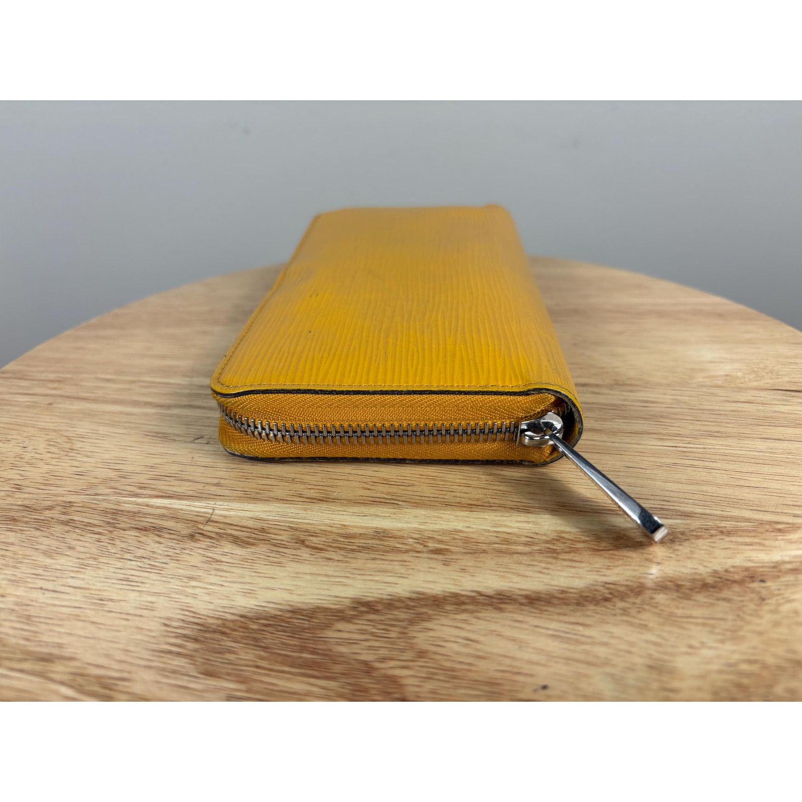 Louis Vuitton Authentic Louis Vuitton Yellow Epi Zippy Zip Around Wallet Size ONE SIZE - 3 Thumbnail