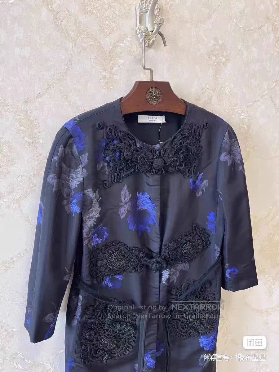 Prada Prada Silk Long Coat with Chinese Knots. Size M / US 6-8 / IT 42-44 - 4 Thumbnail