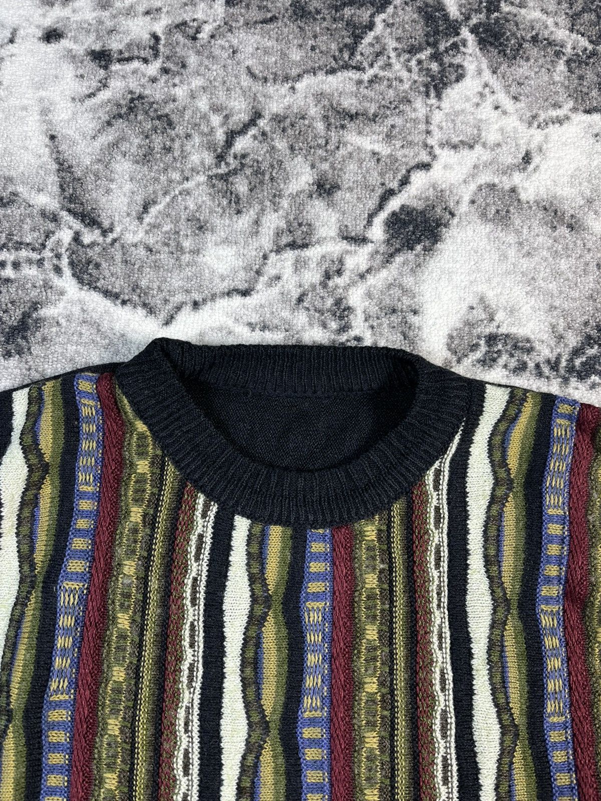 Vintage Vintage Coogi Style 3D Knit Sweater Wool Blend Size XL Size US XL / EU 56 / 4 - 5 Thumbnail