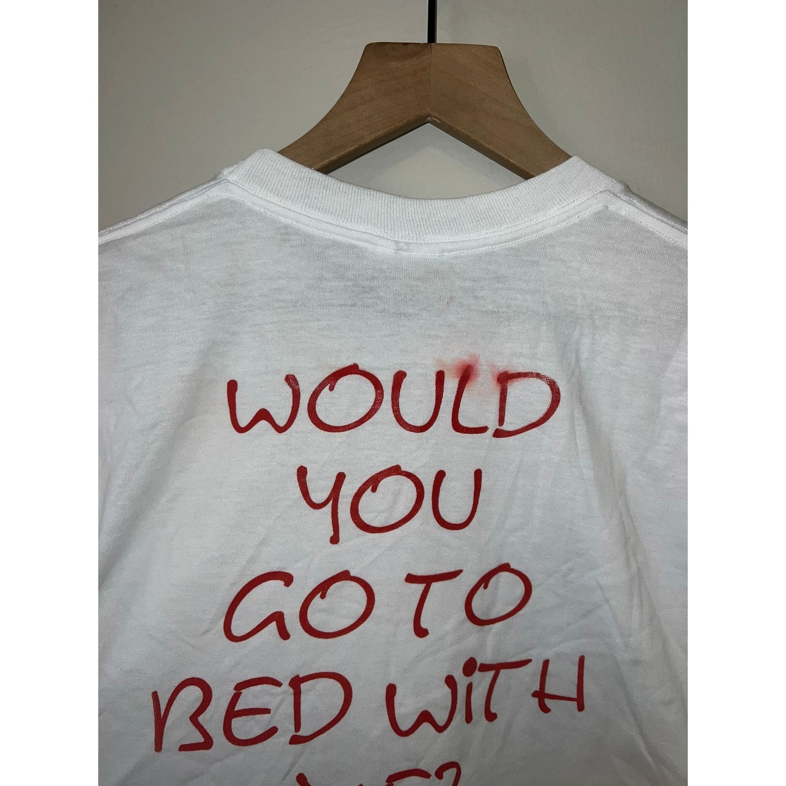 Jerzees Vintage Would You Go To Bed With Me Shirt The Film Tee 90s L Size US L / EU 52-54 / 3 - 6 Thumbnail