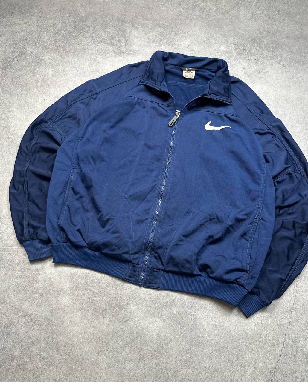 Nike Vintage Nike Track Jacket, Size L – Retro Sportswear Size US L / EU 52-54 / 3 - 3 Thumbnail