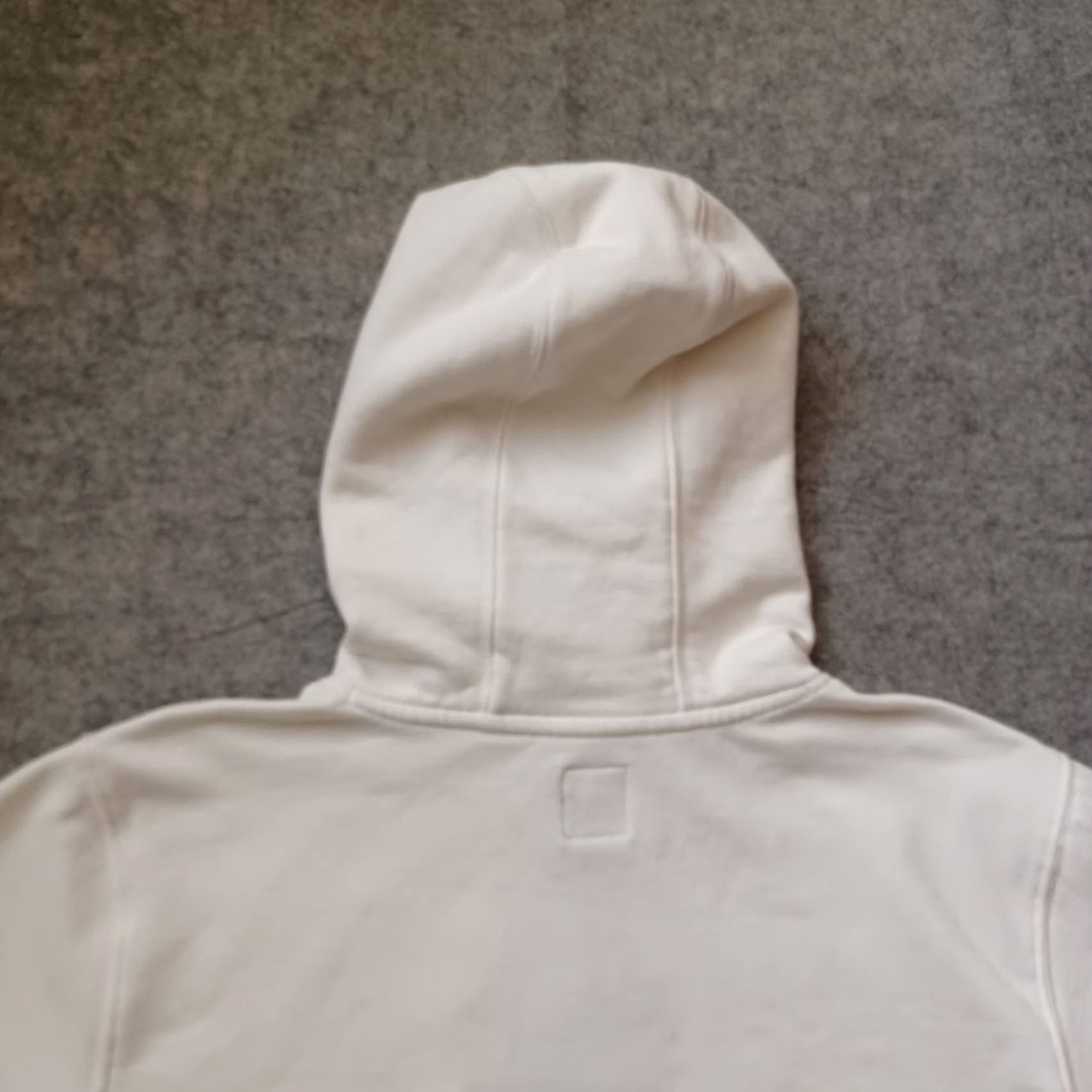 Vans VANS Mens Hoodie M Ivory Pullover Kangaroo Pocket Embroidered Logo For The Earth Zipper Pocket Size US M / EU 48-50 / 2 - 3 Thumbnail